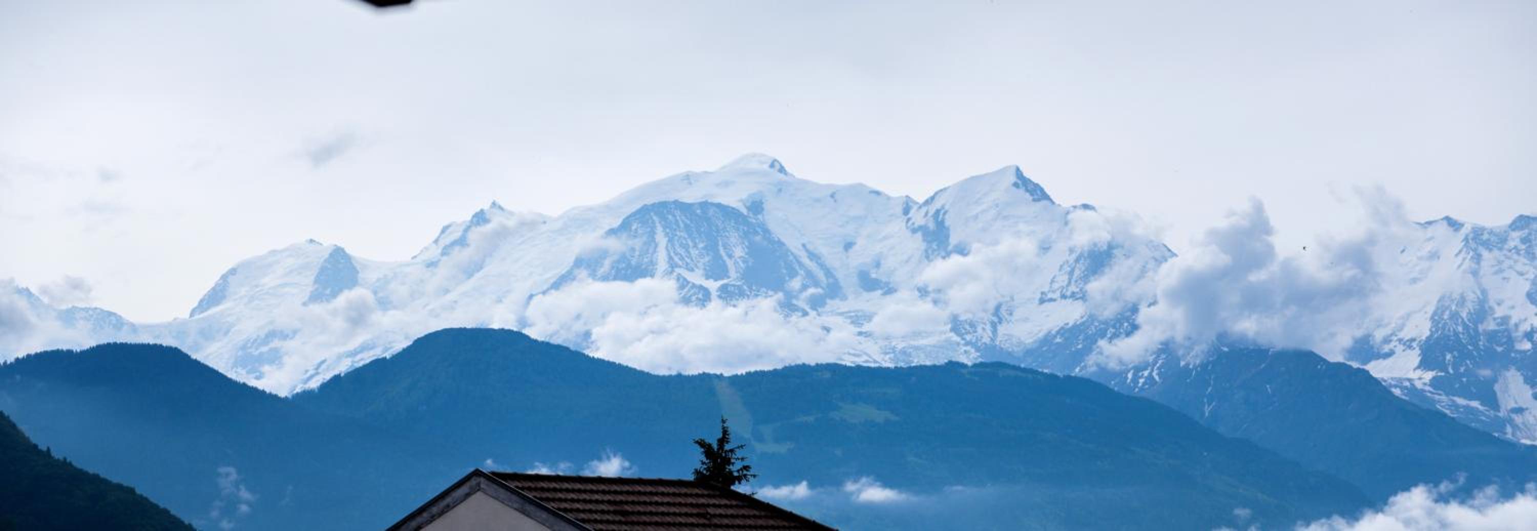 Appartement au pied du Mont-Blanc ! view 5