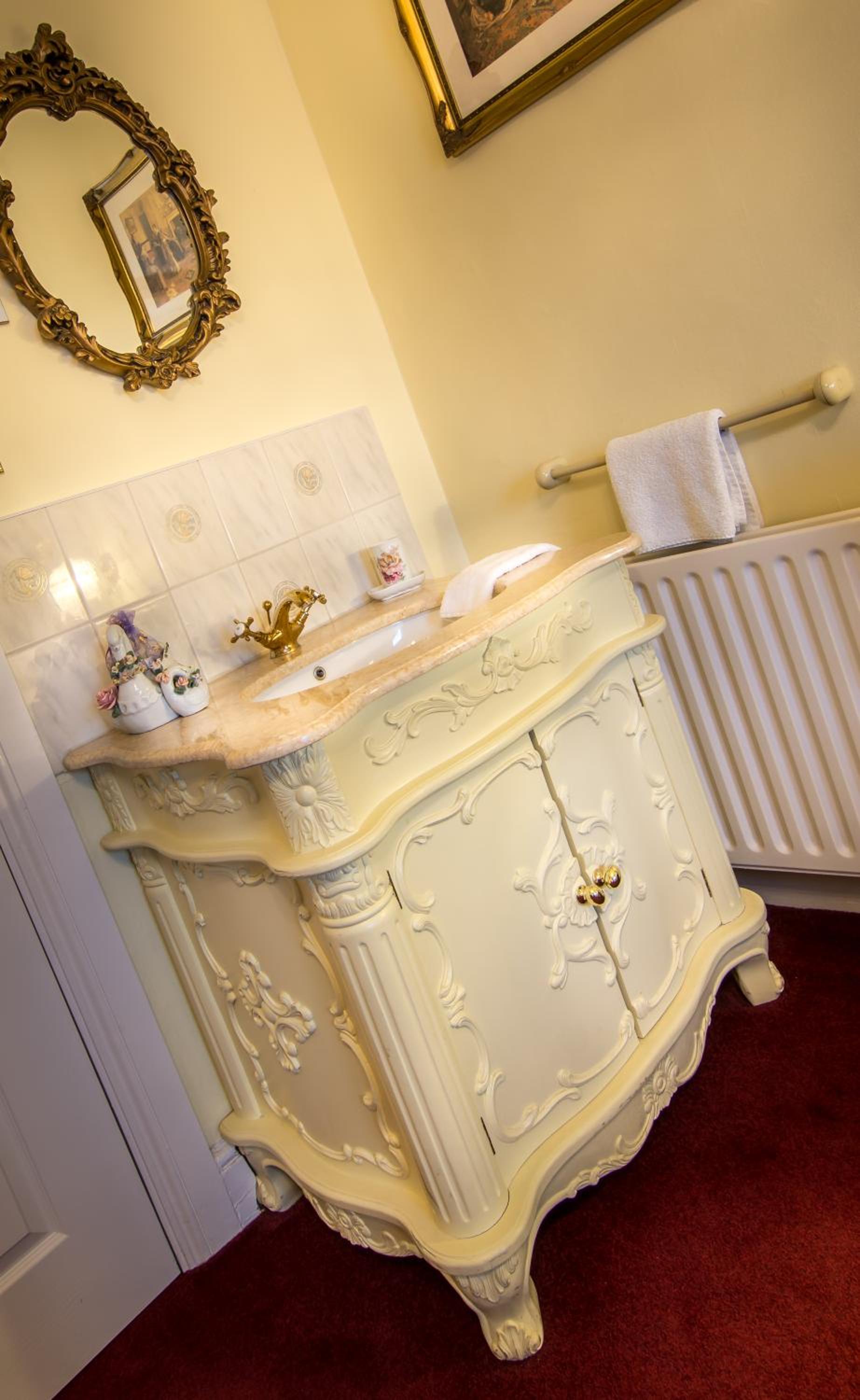 Creston Villa Guest House