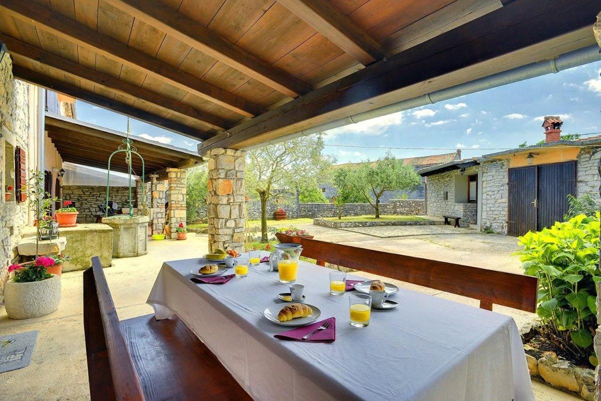 House Batelani view 3