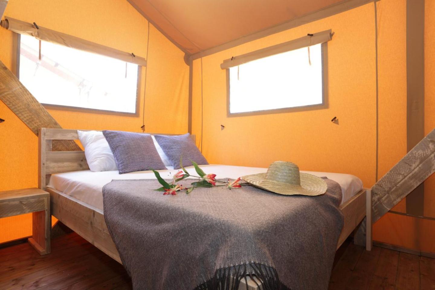 Camping Sènia Cala Canyelles