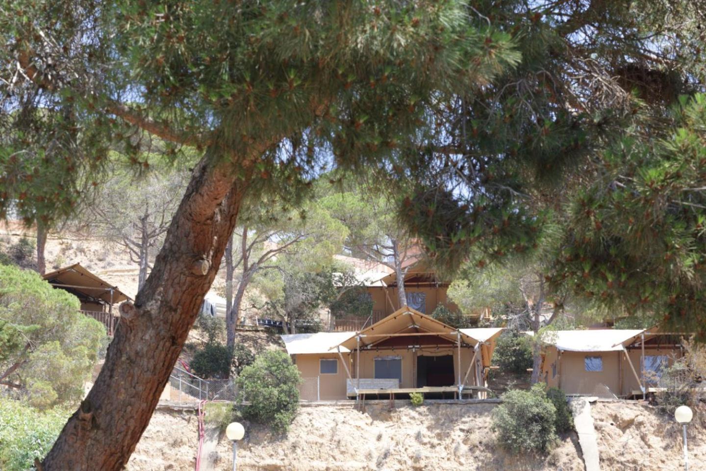 Camping Sènia Cala Canyelles