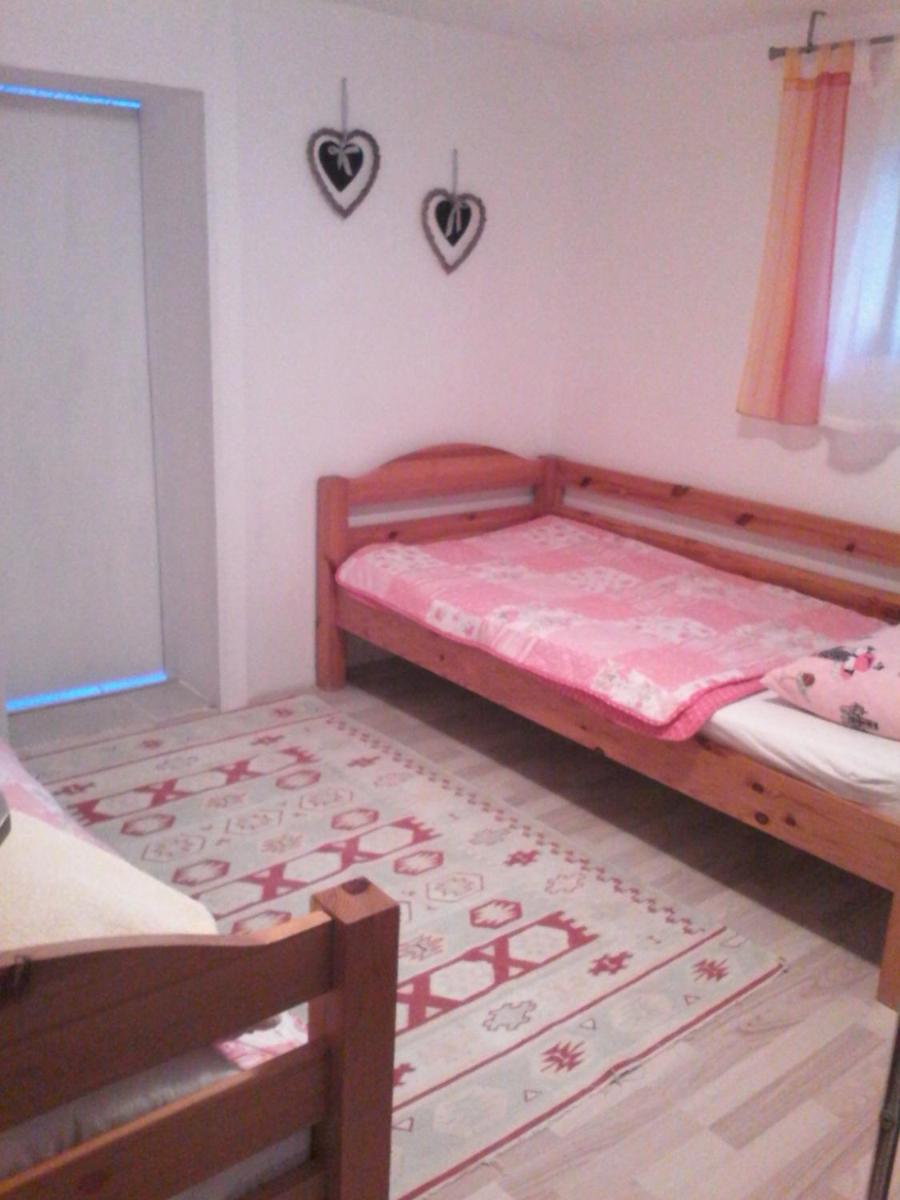 Photo 49