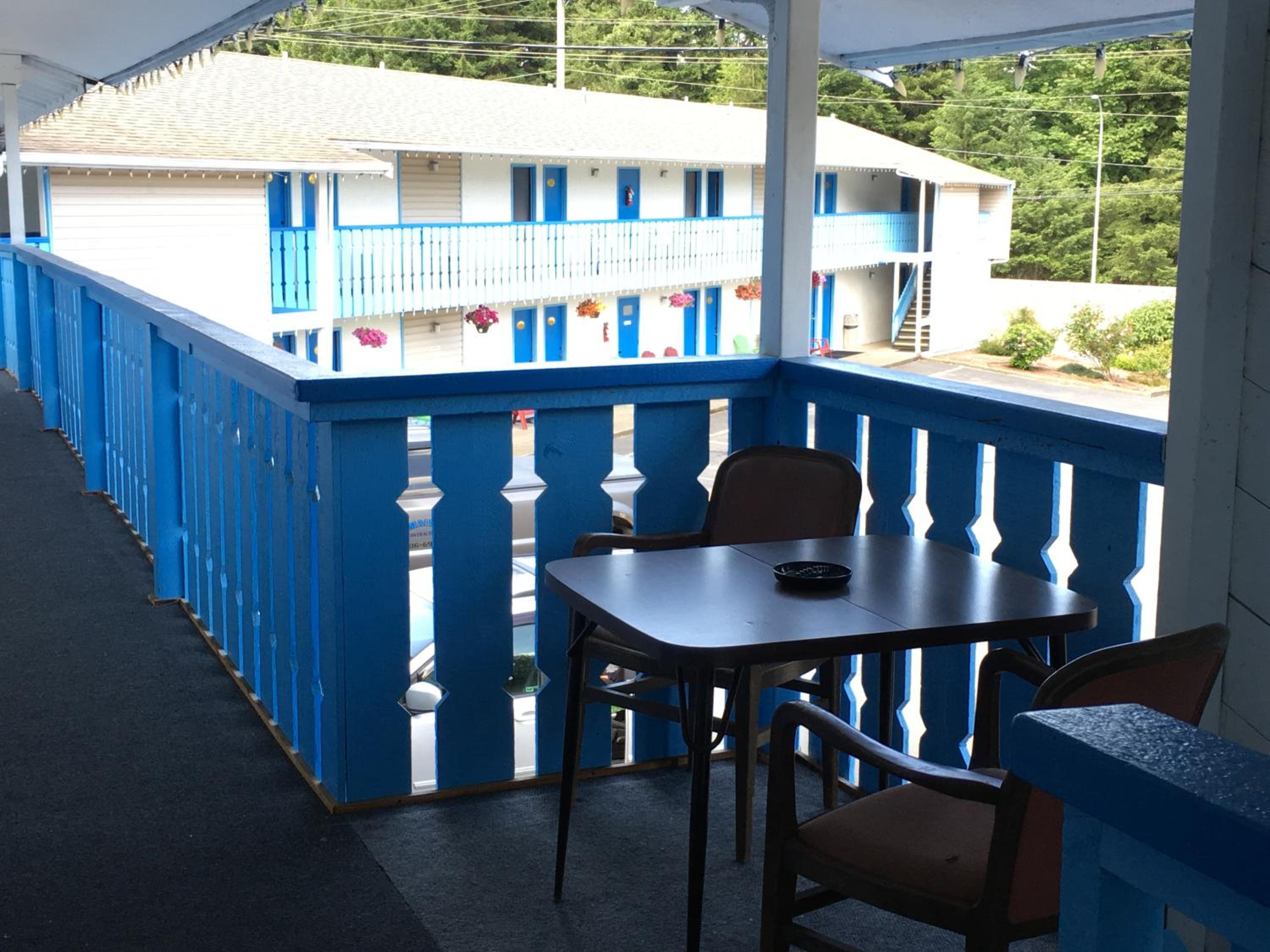 Fuller Lake Chemainus Motel