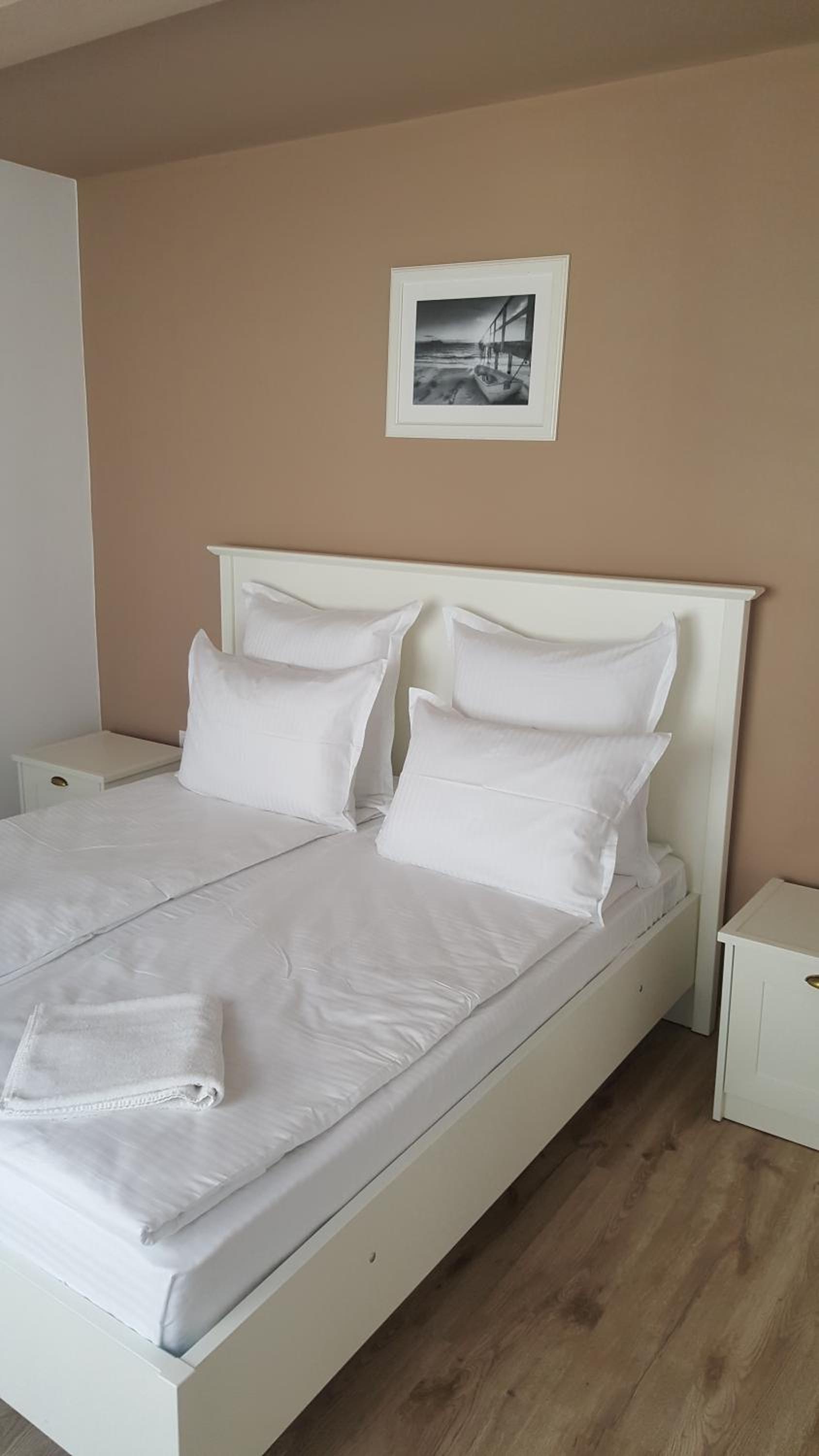 Kiara Apartments