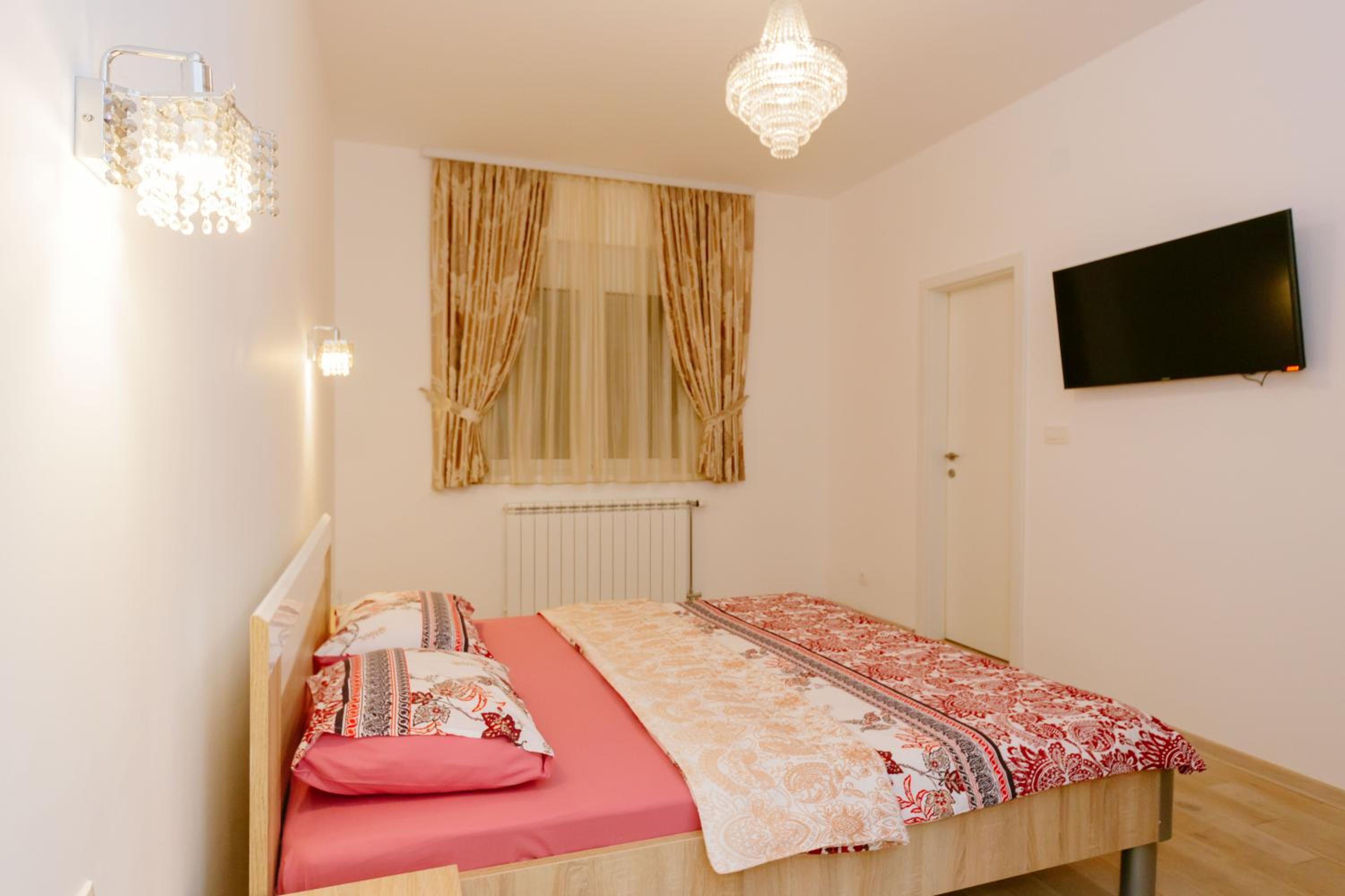 Opium Mar Apartments