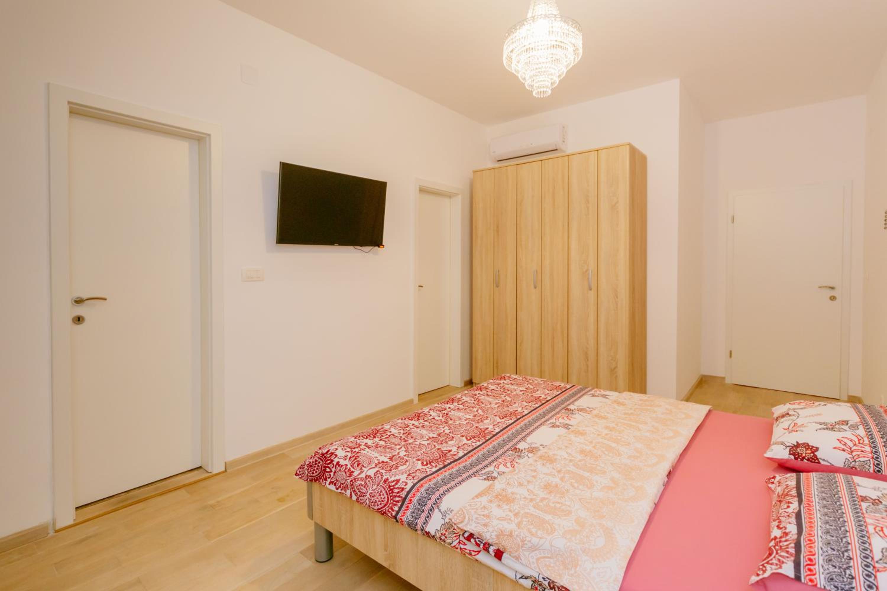 Opium Mar Apartments