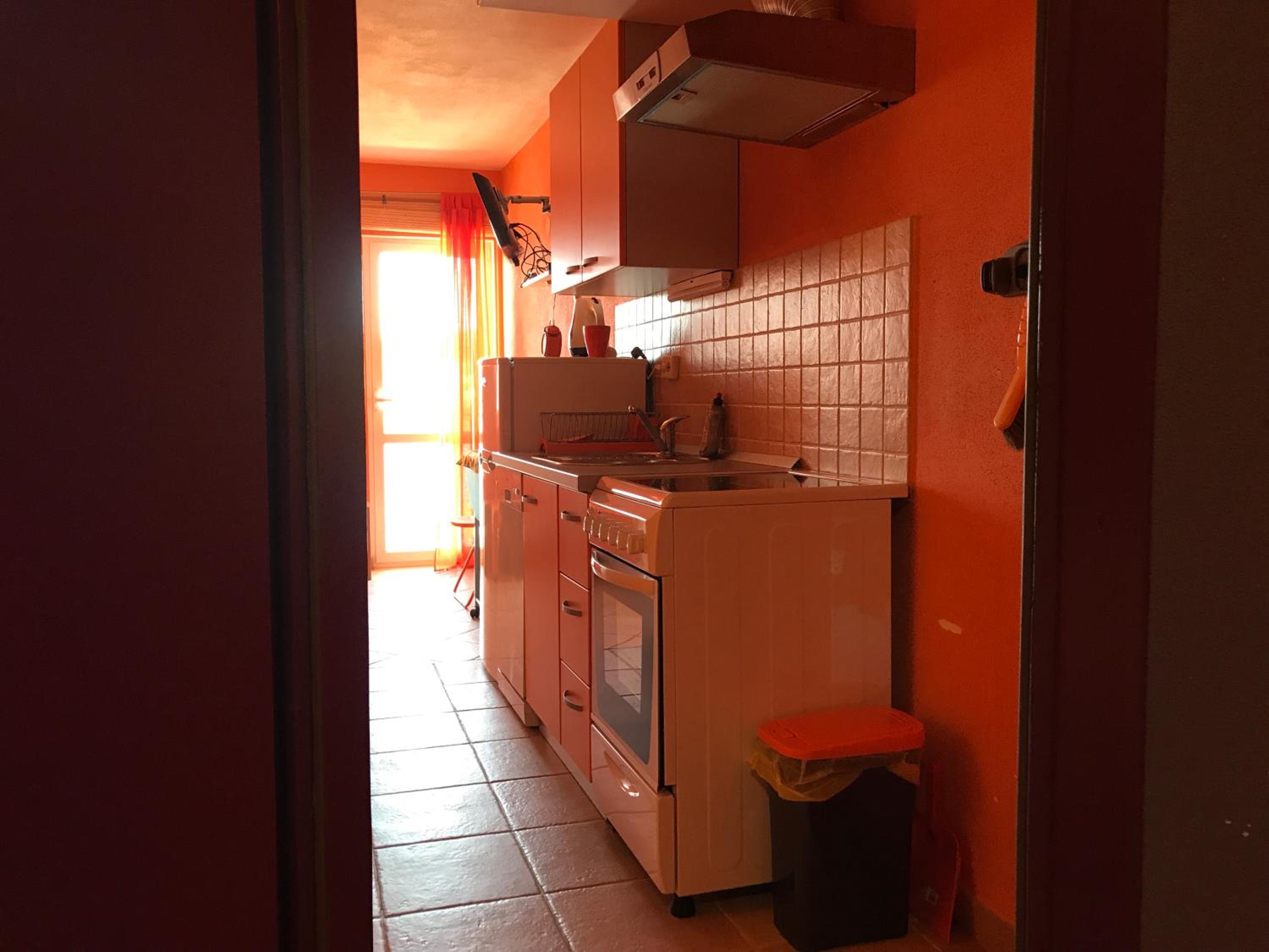 Divna Apartments and Rooms