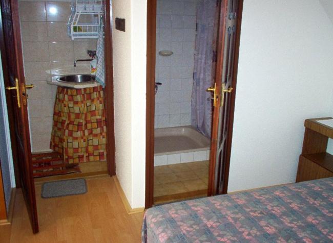 Photo 30