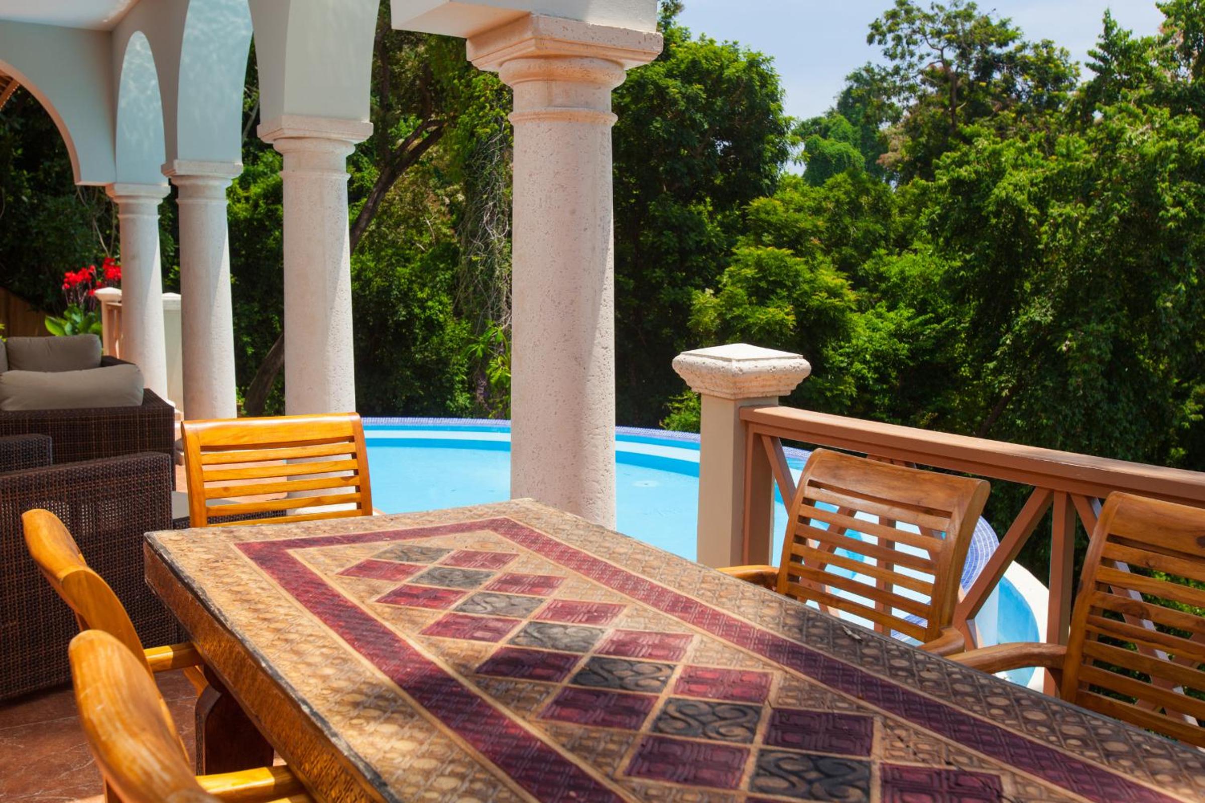 La Colina - 3 Bedrooms