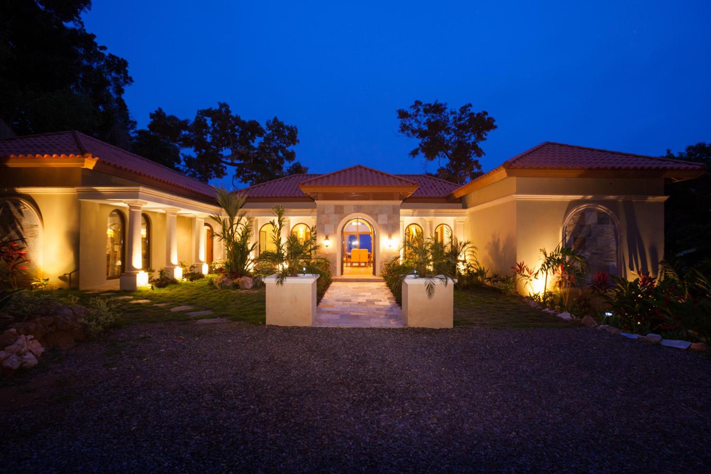 La Colina - 3 Bedrooms