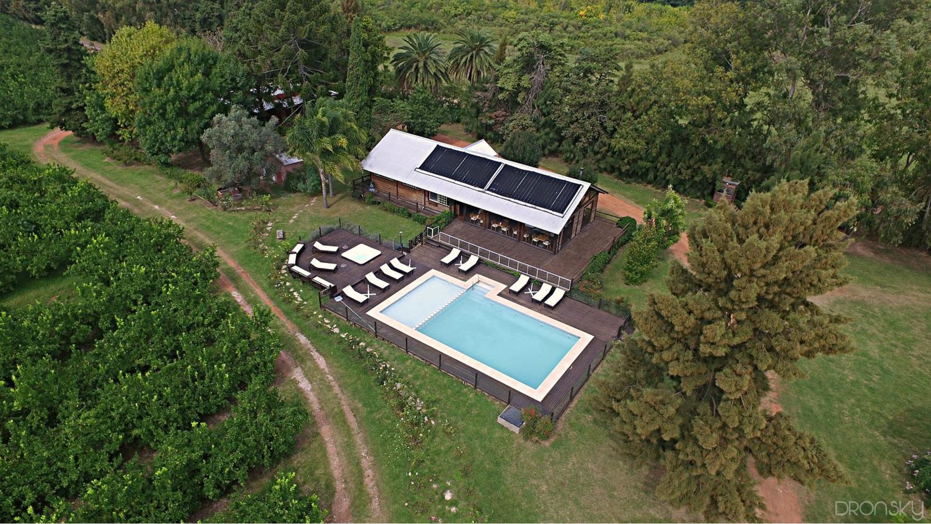 Cabanas del Bajo Hondo