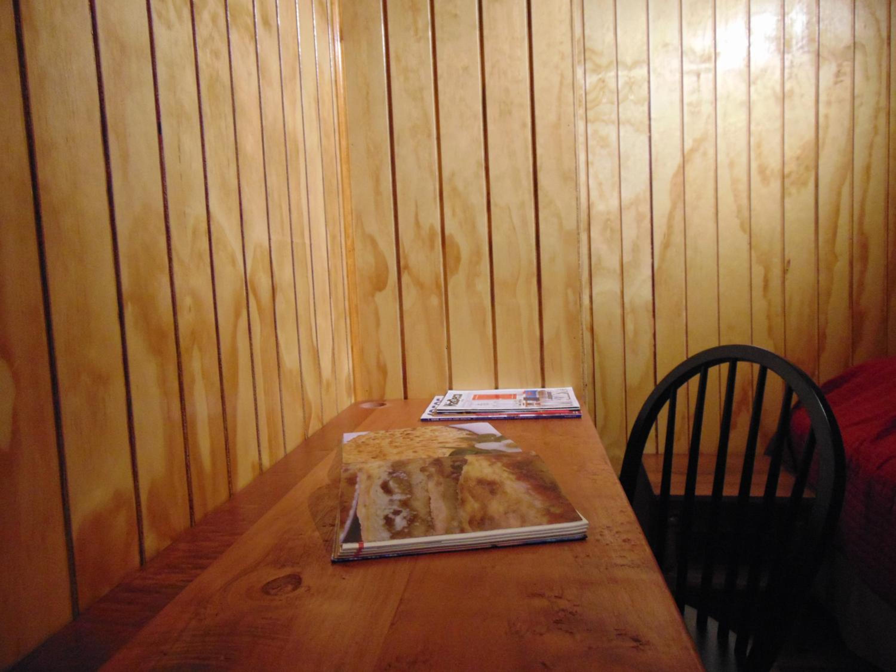 Cafe & Hostal Acurruka