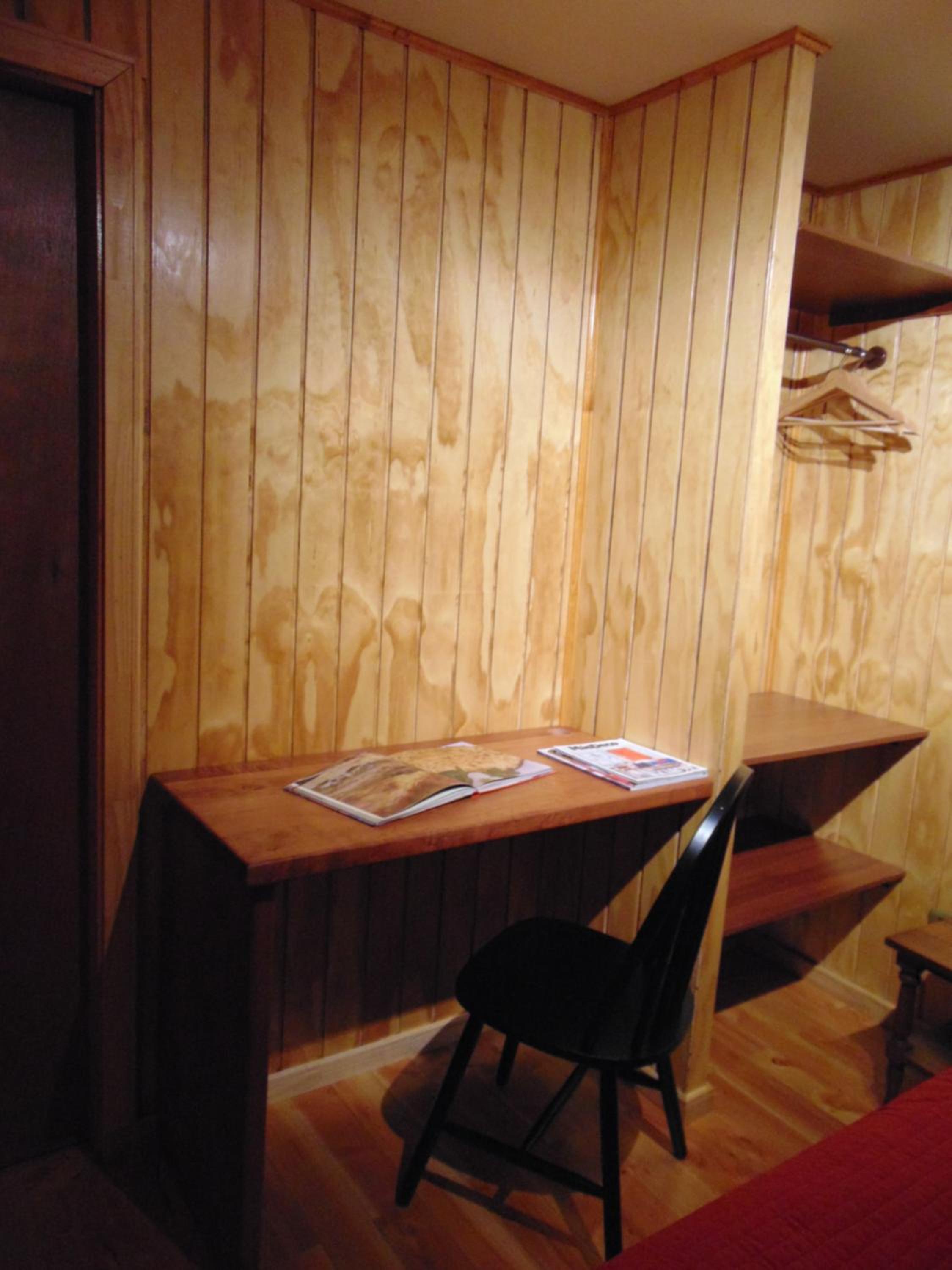 Cafe & Hostal Acurruka