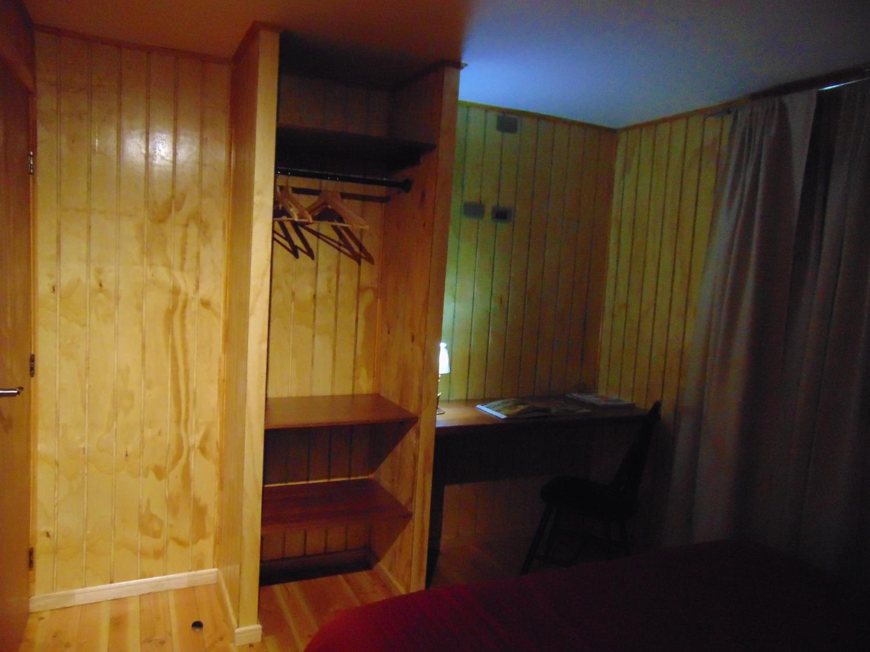 Cafe & Hostal Acurruka