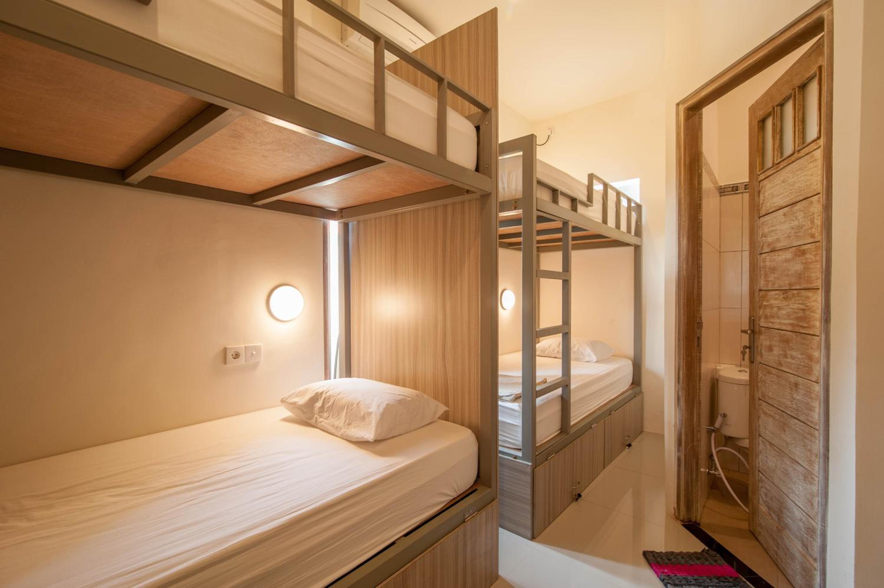 Kememai Hostel