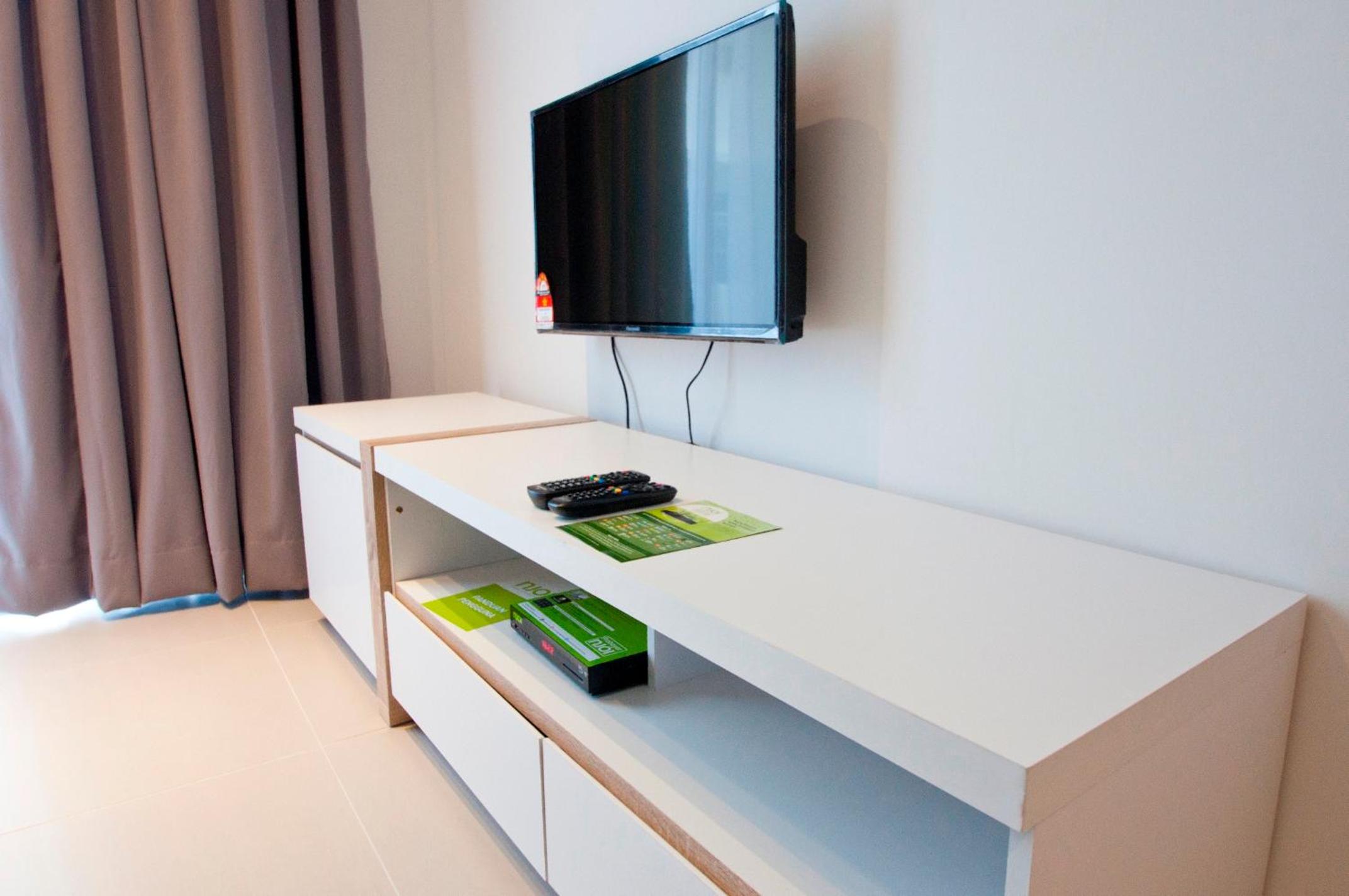 DreamScape Apartment @ Golden Hill