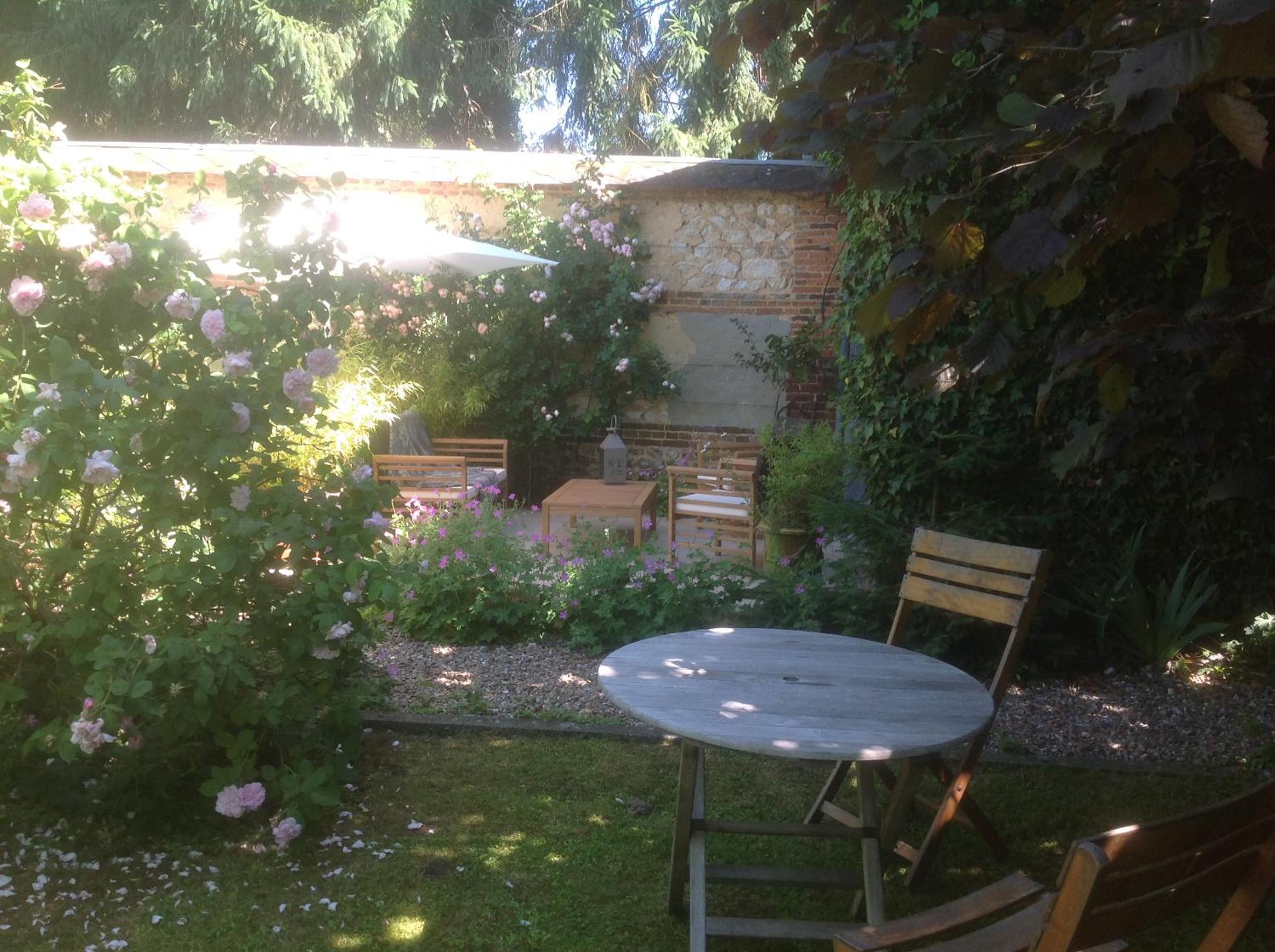 Photo 6