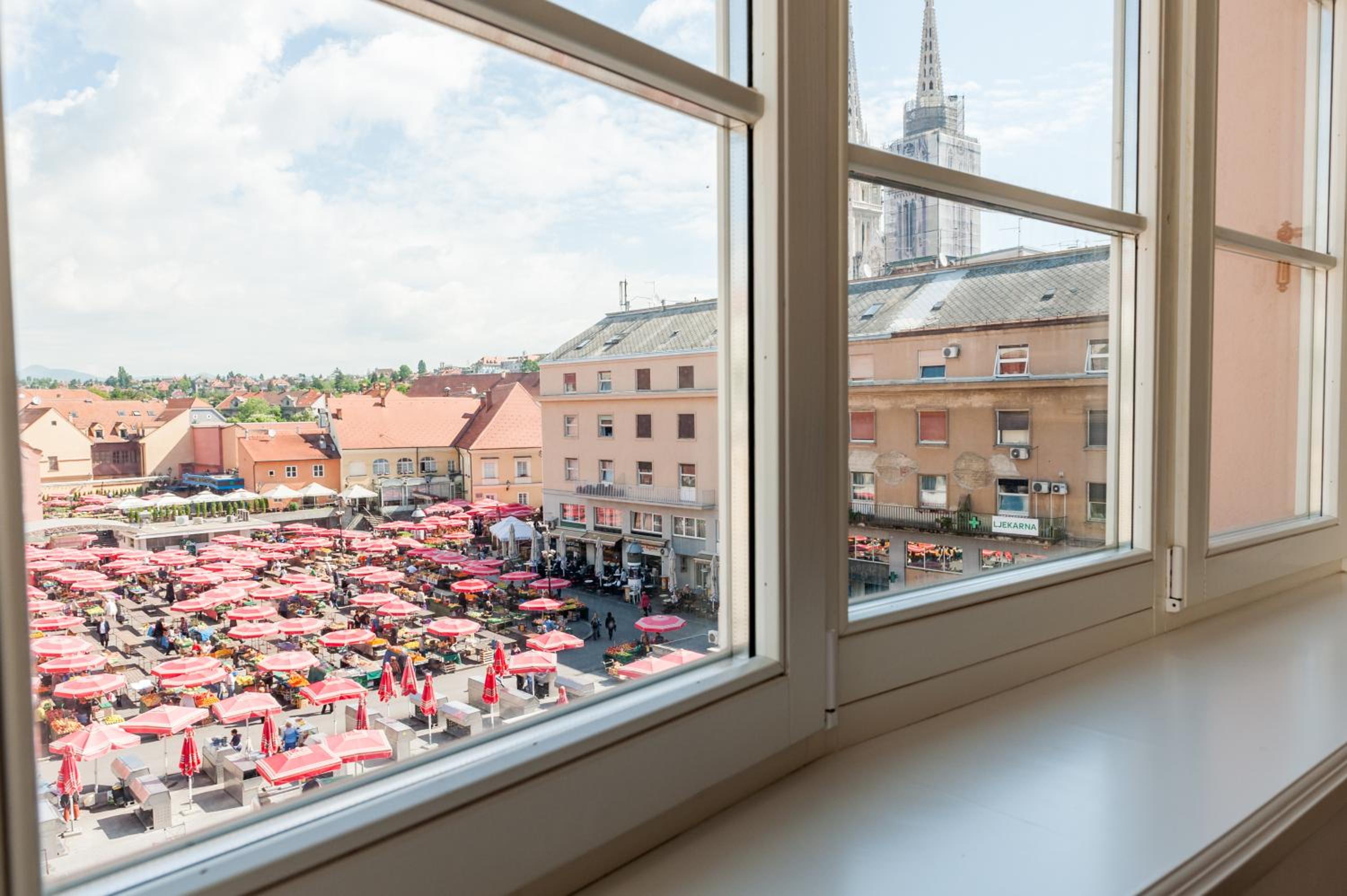Main Square penthouse