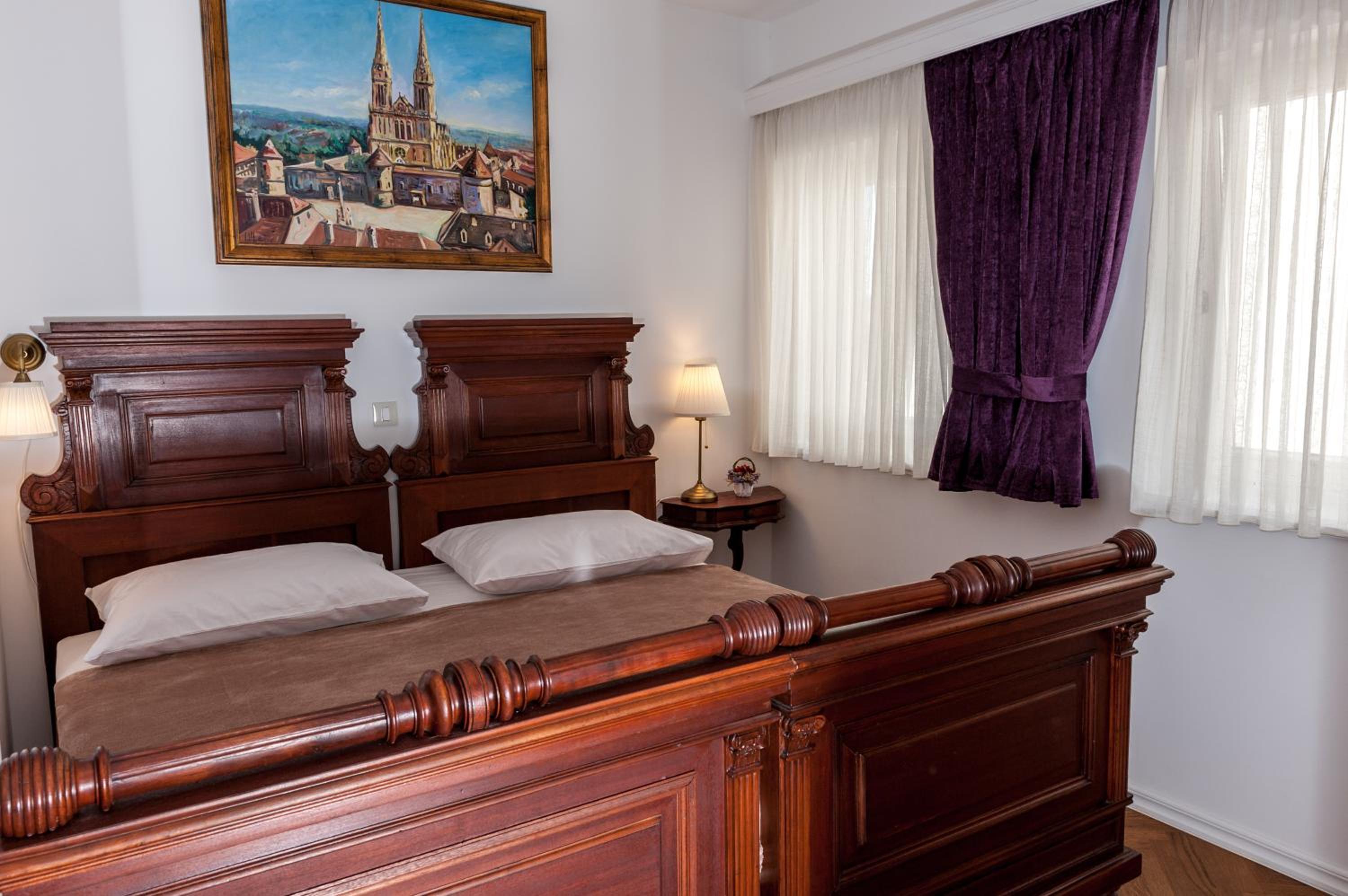 Main Square penthouse