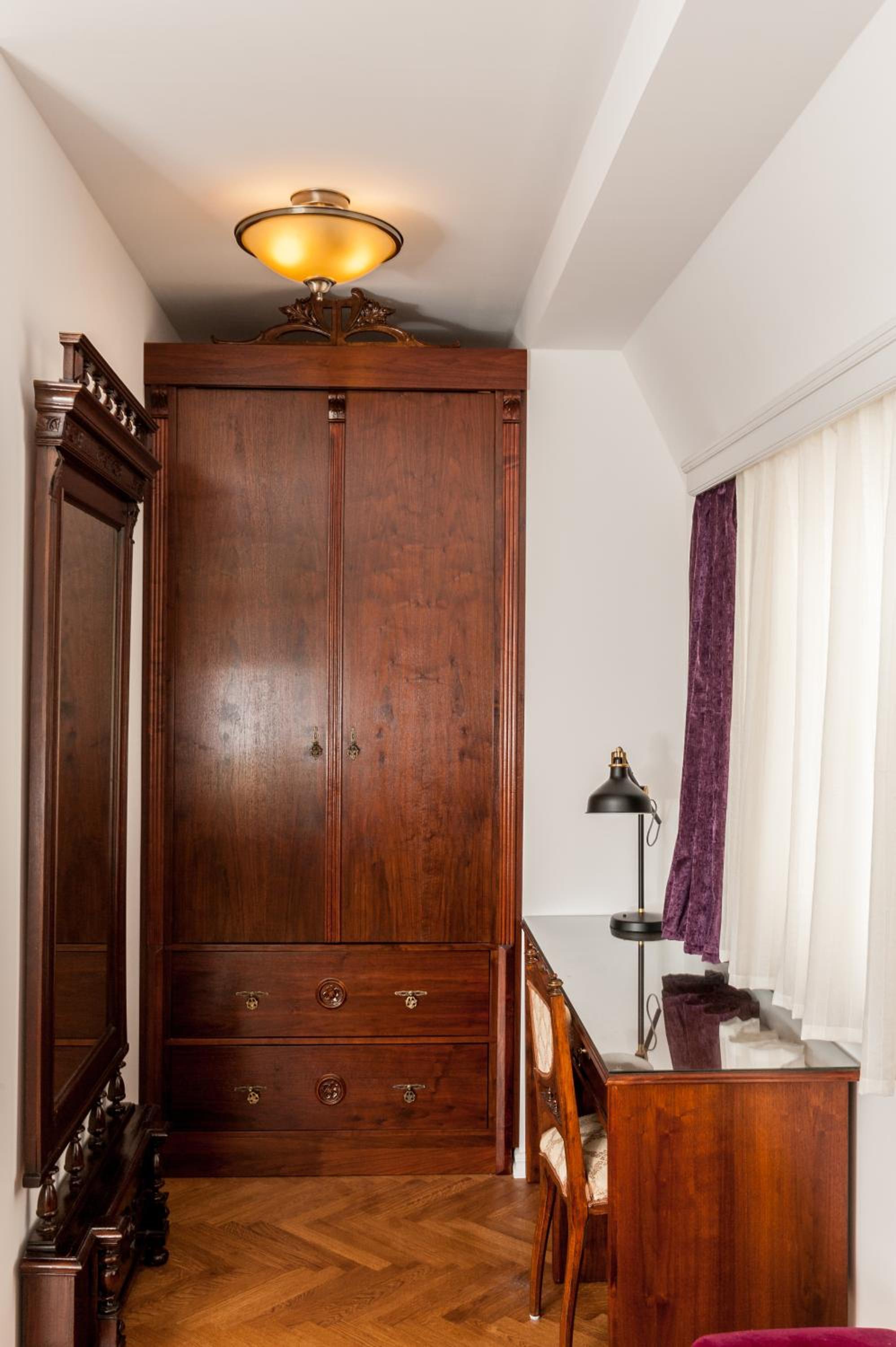 Main Square penthouse