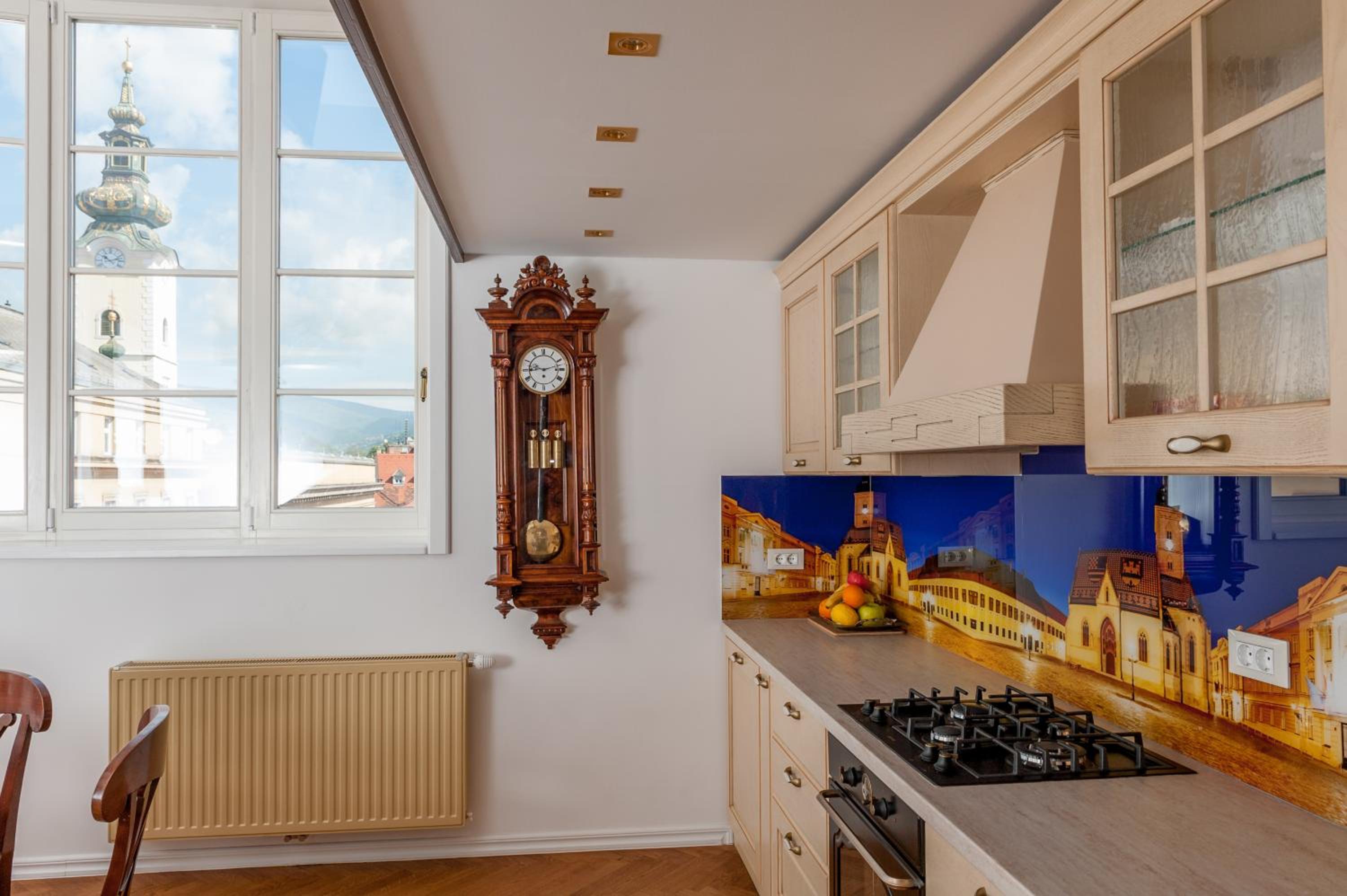 Main Square penthouse