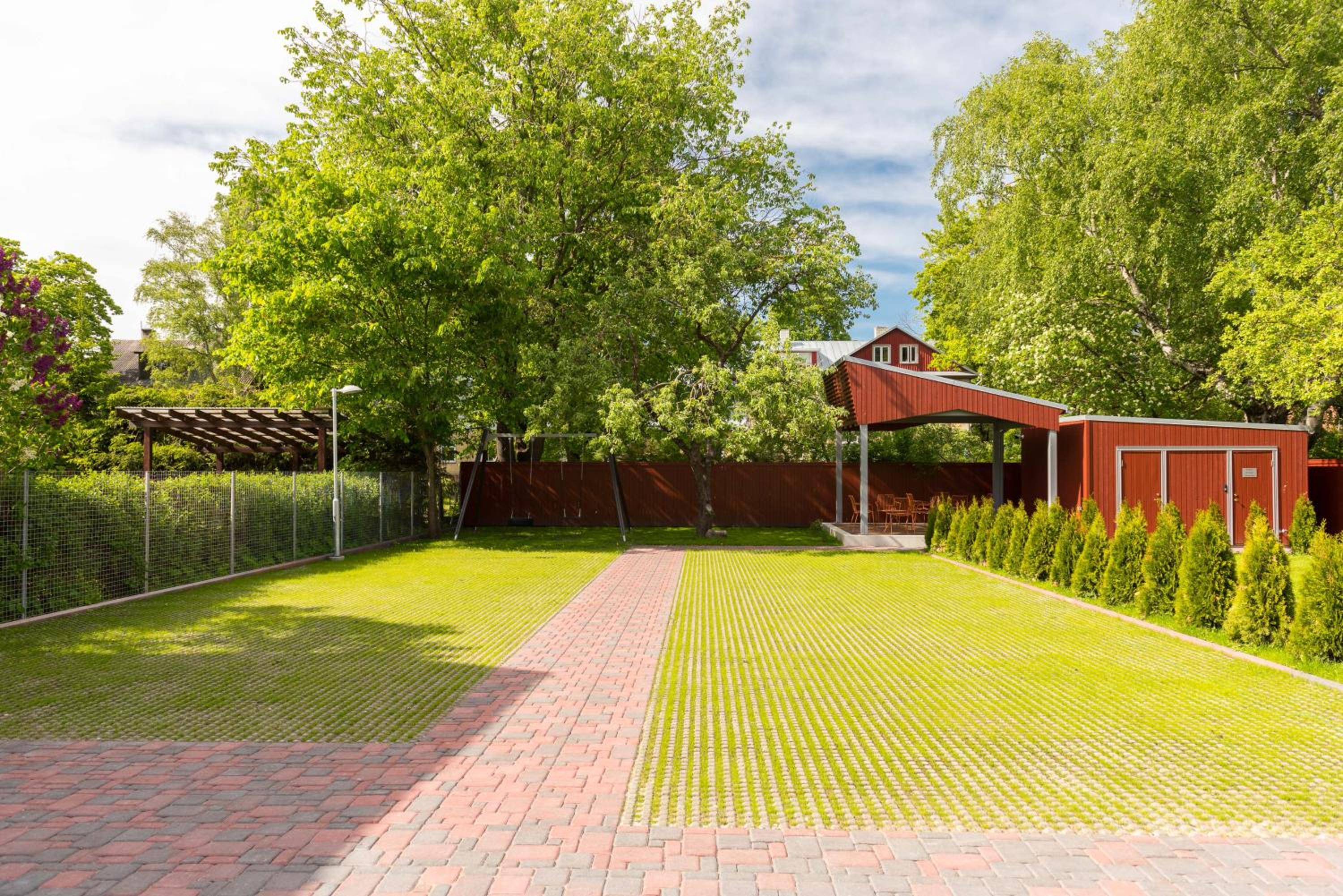 Tallinn Apartment Hotel - No Contact Check In