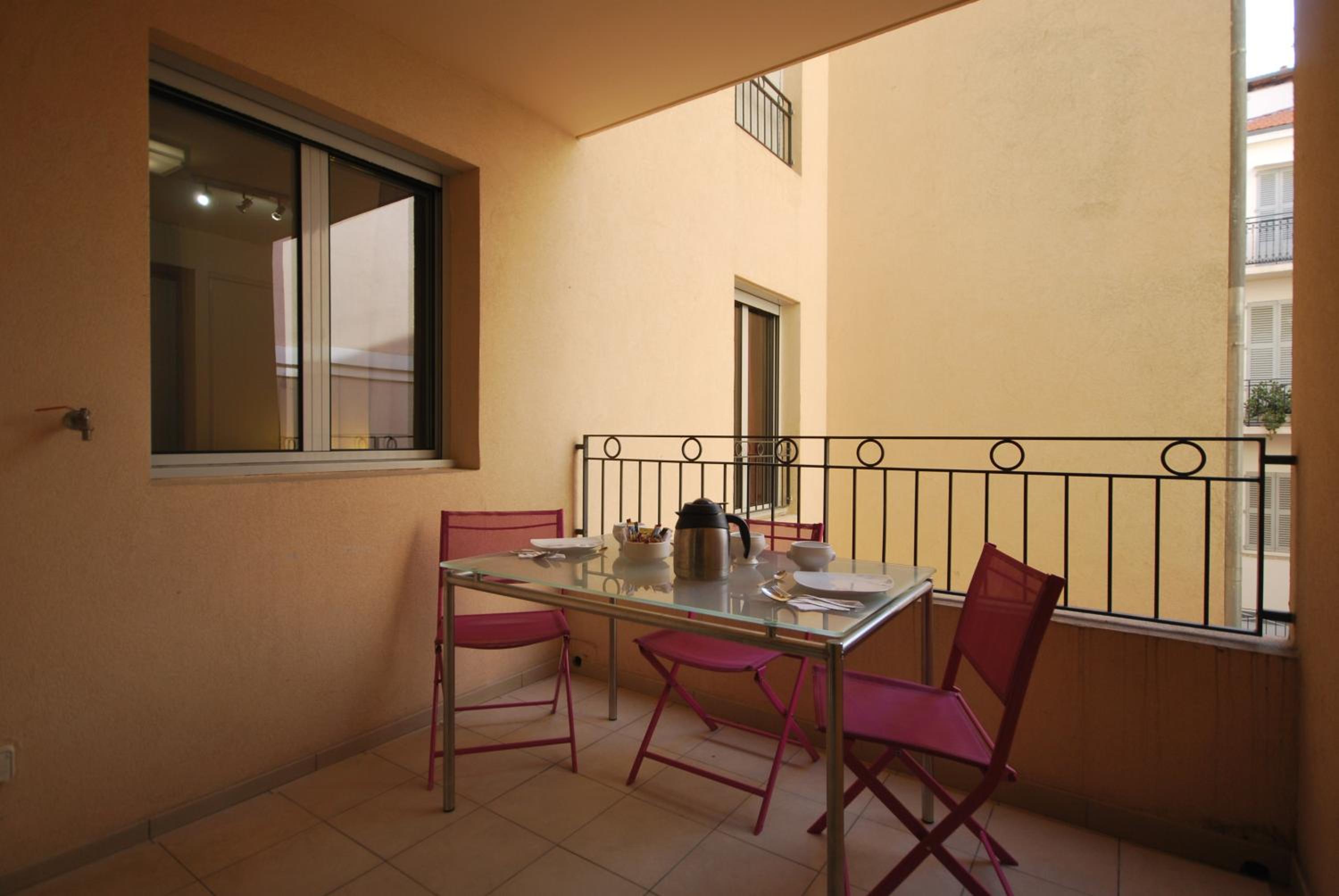 balance & terrace
