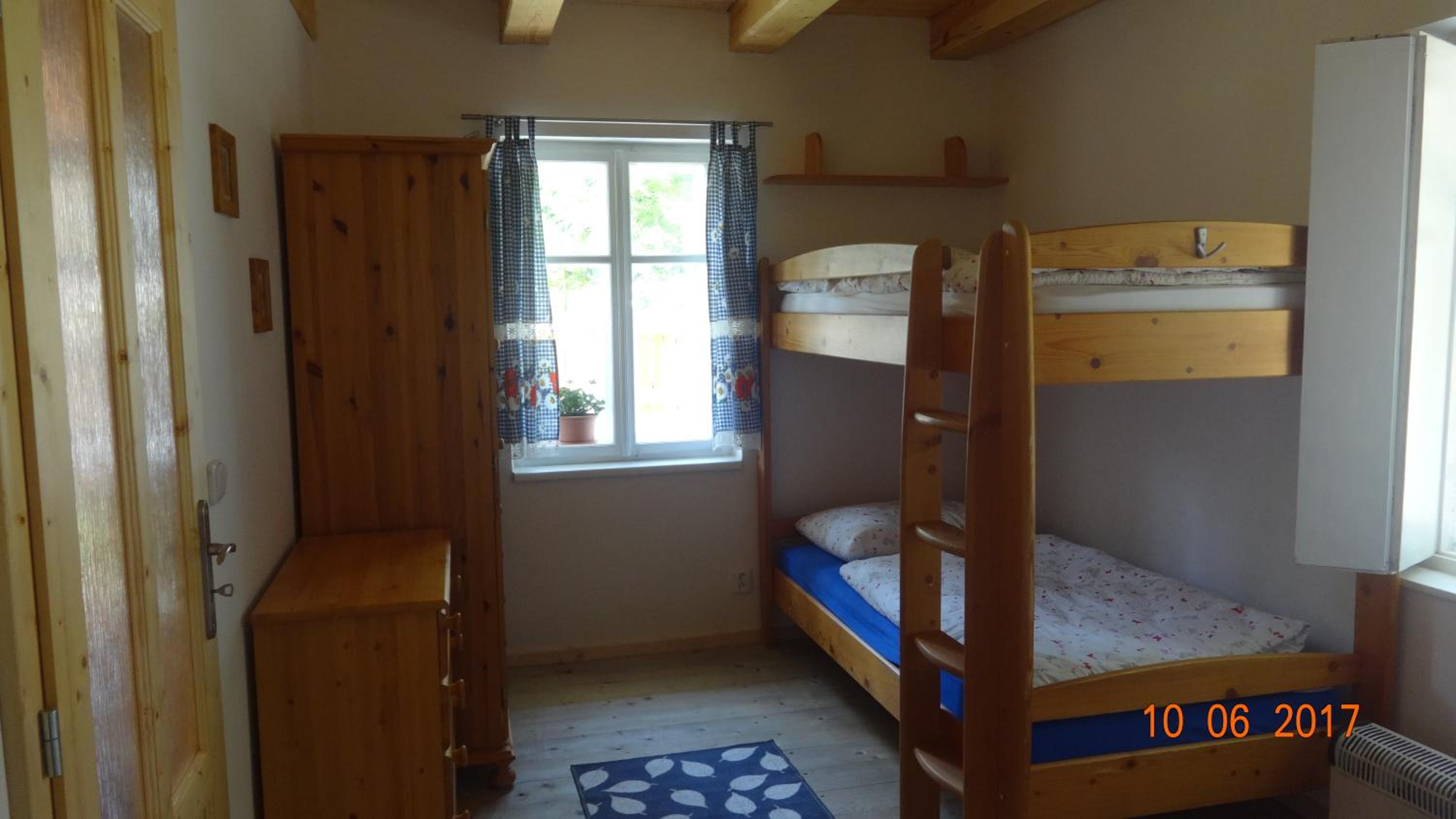 Chaloupka za potůčkem