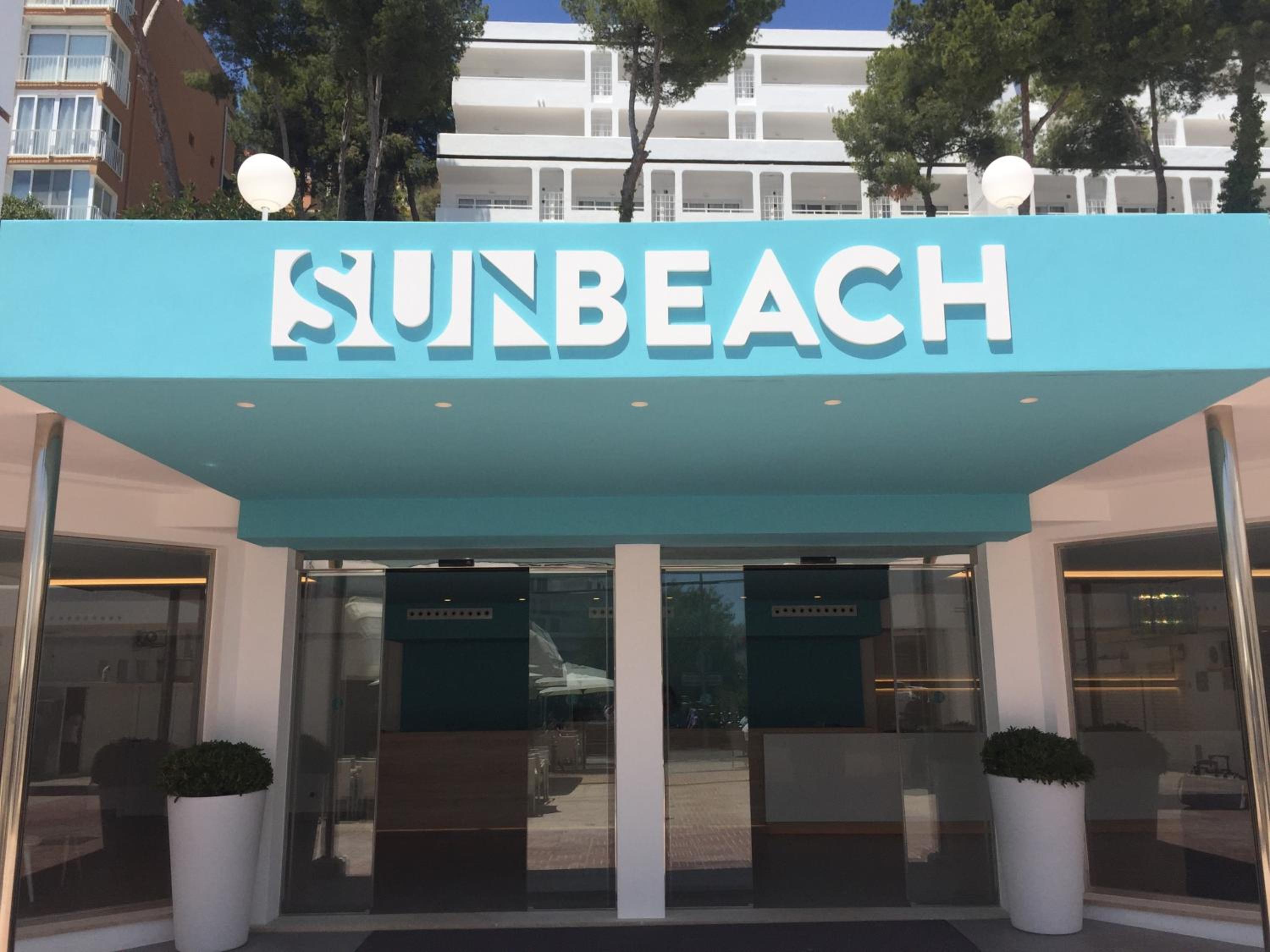 Hotel Sun Beach - Image 1