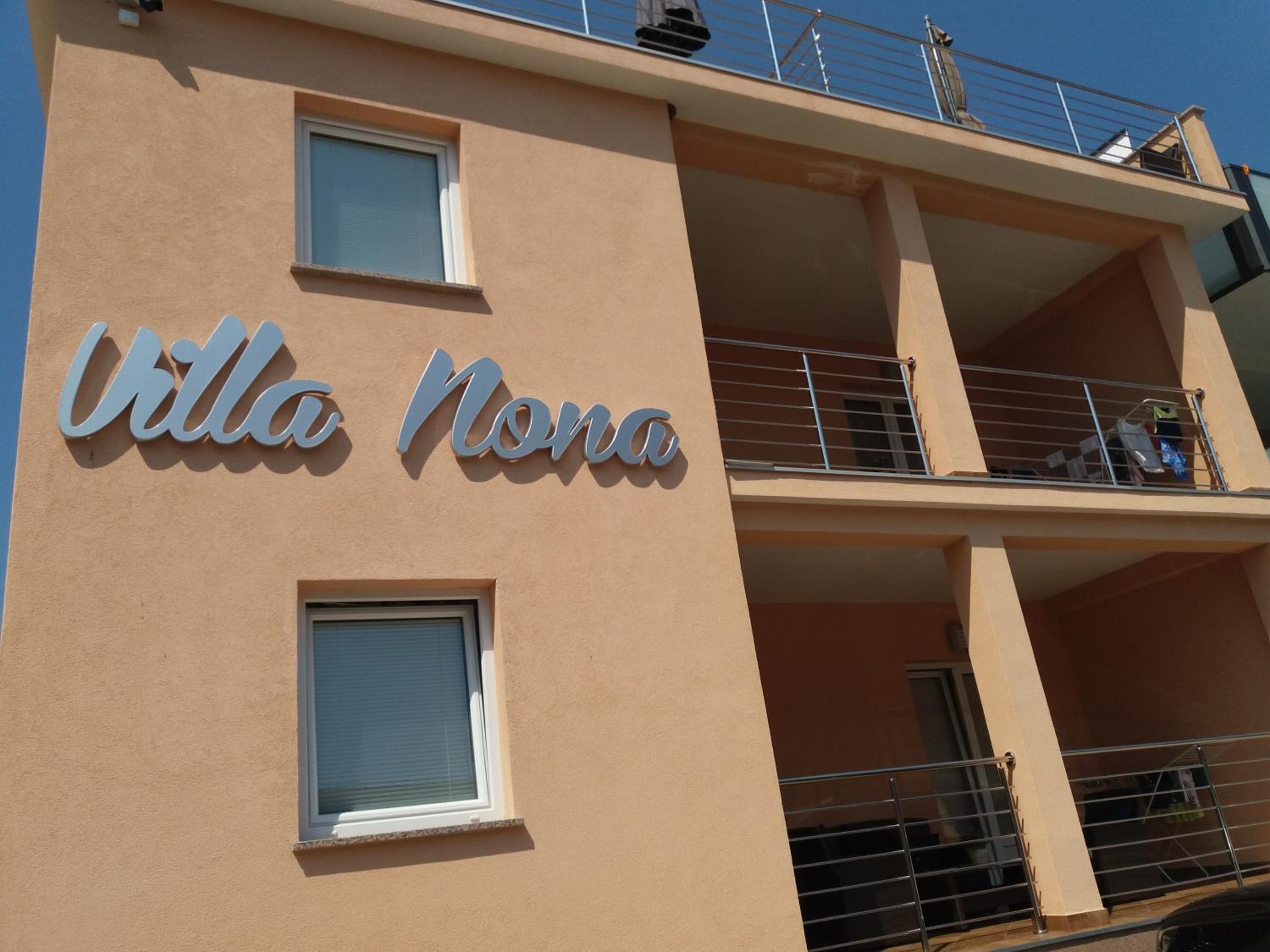 Apartments Villa Nona