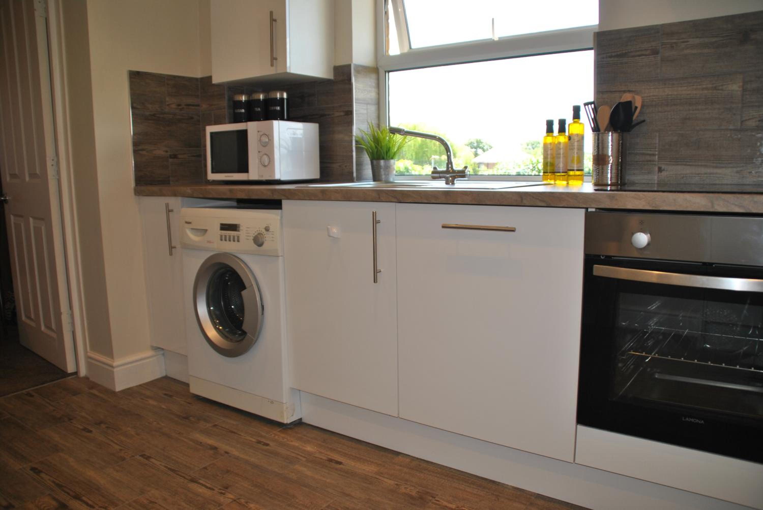 Lord Raglan House One Bedroom with Parking