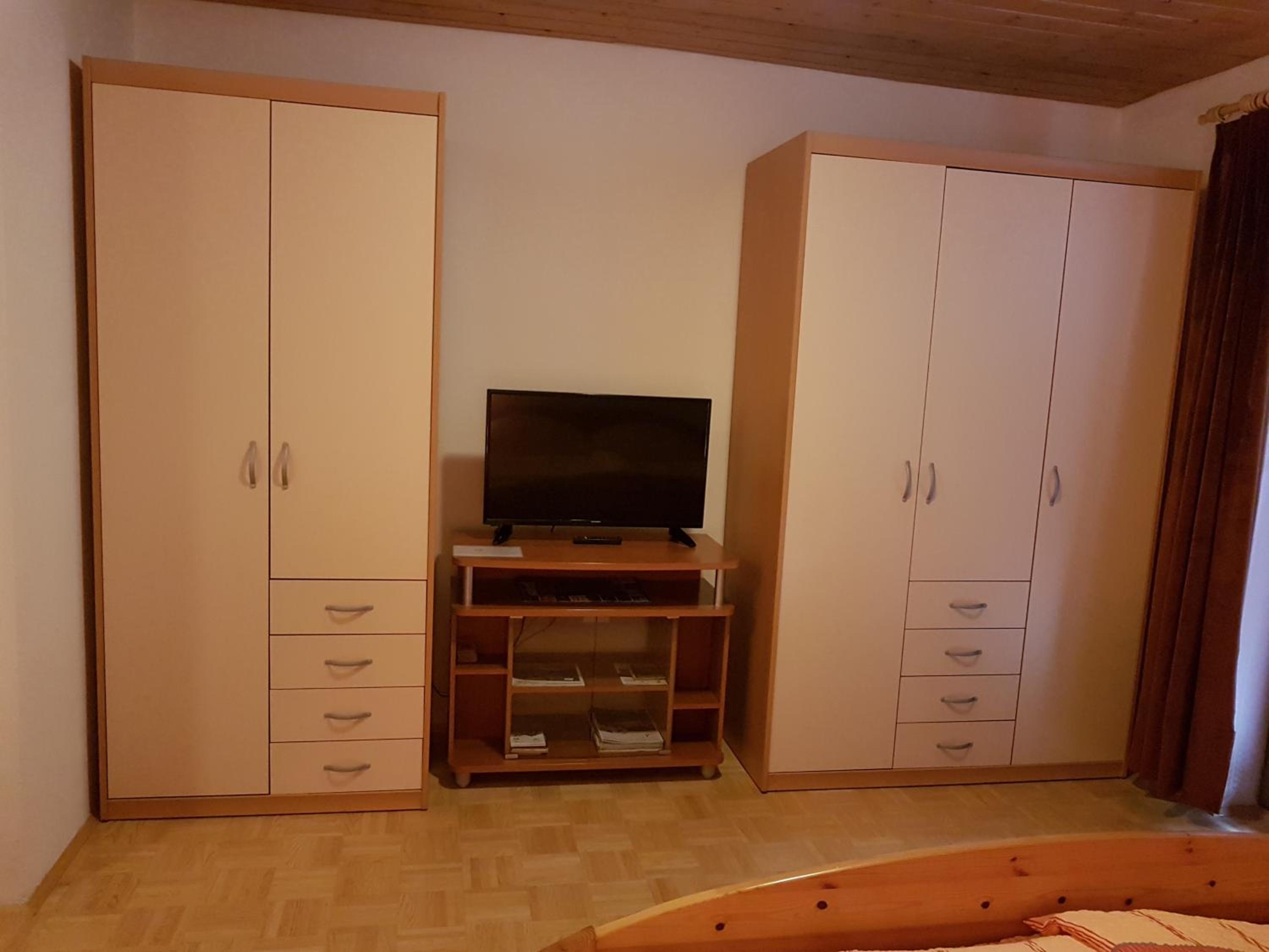 Apartmaji Mežan