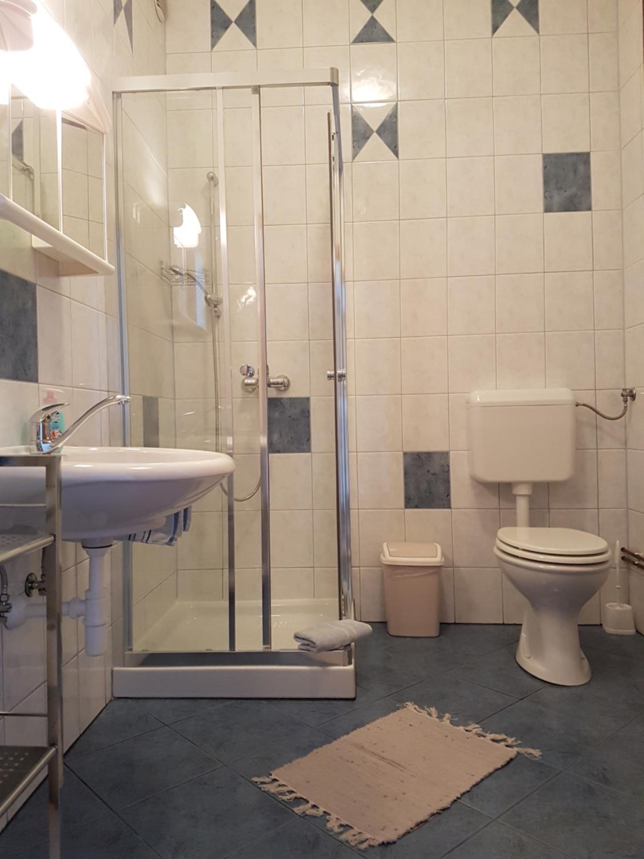 Apartmaji Mežan — photo 134