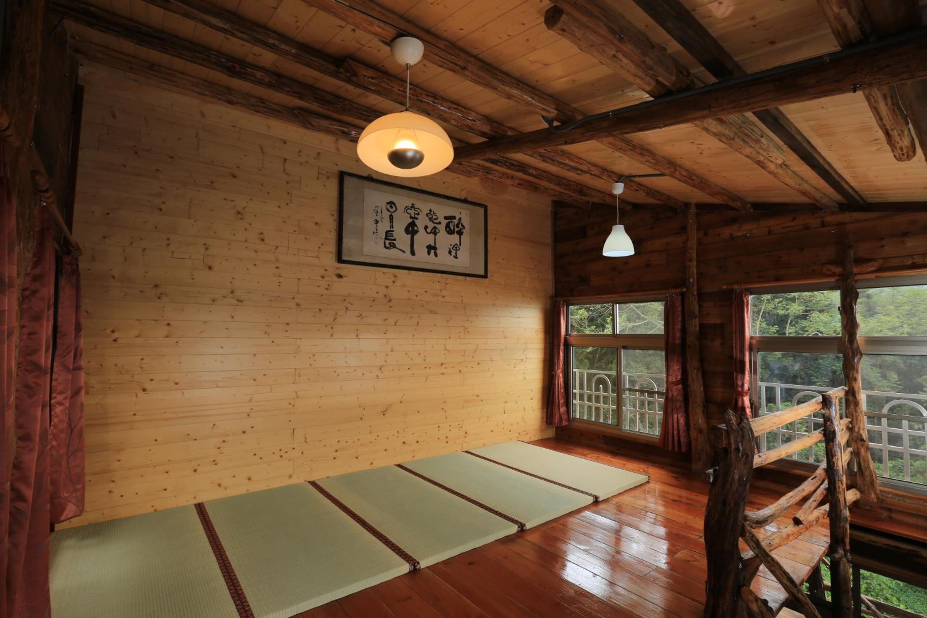 lai Home Country Cottage B&B