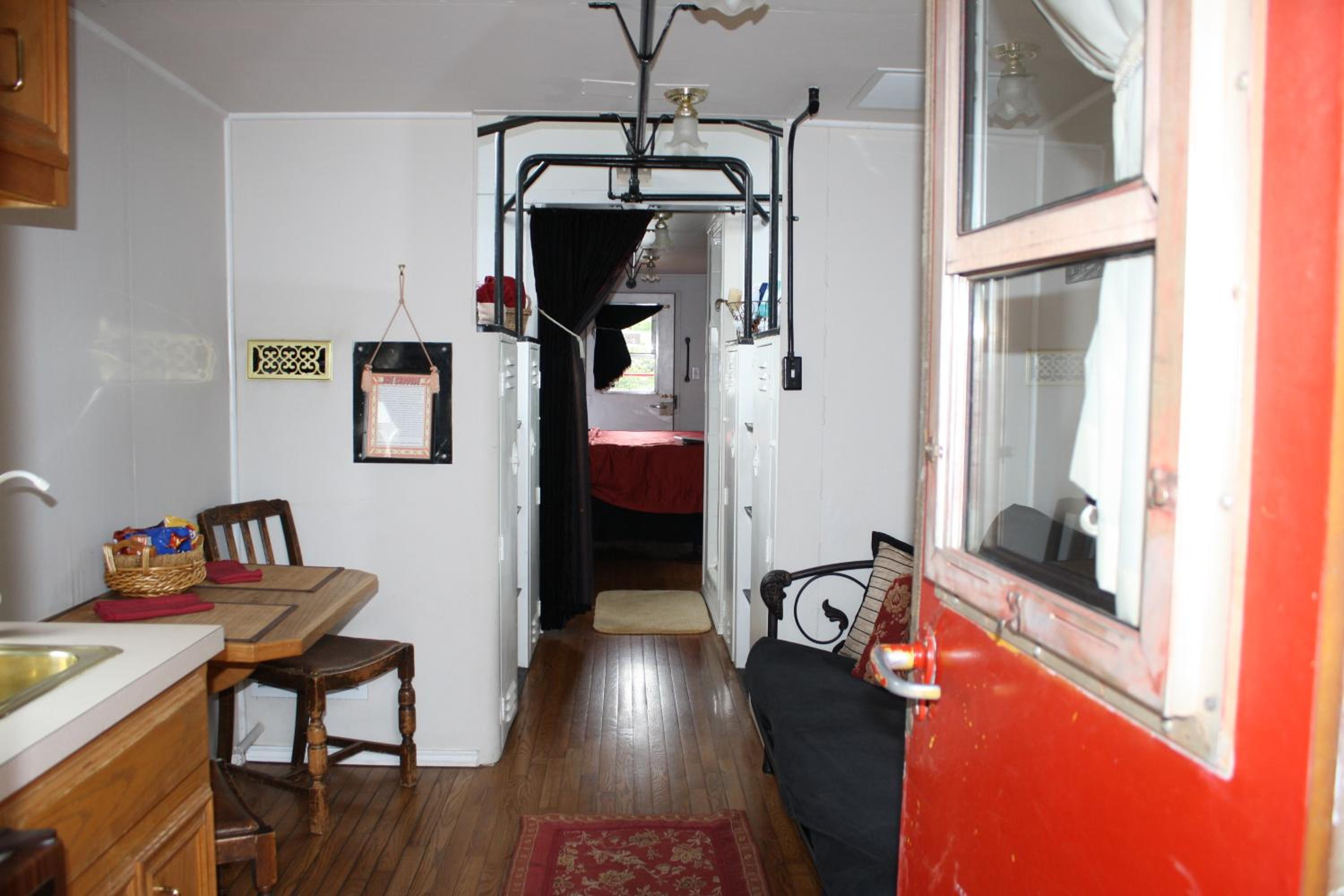 Photo 37