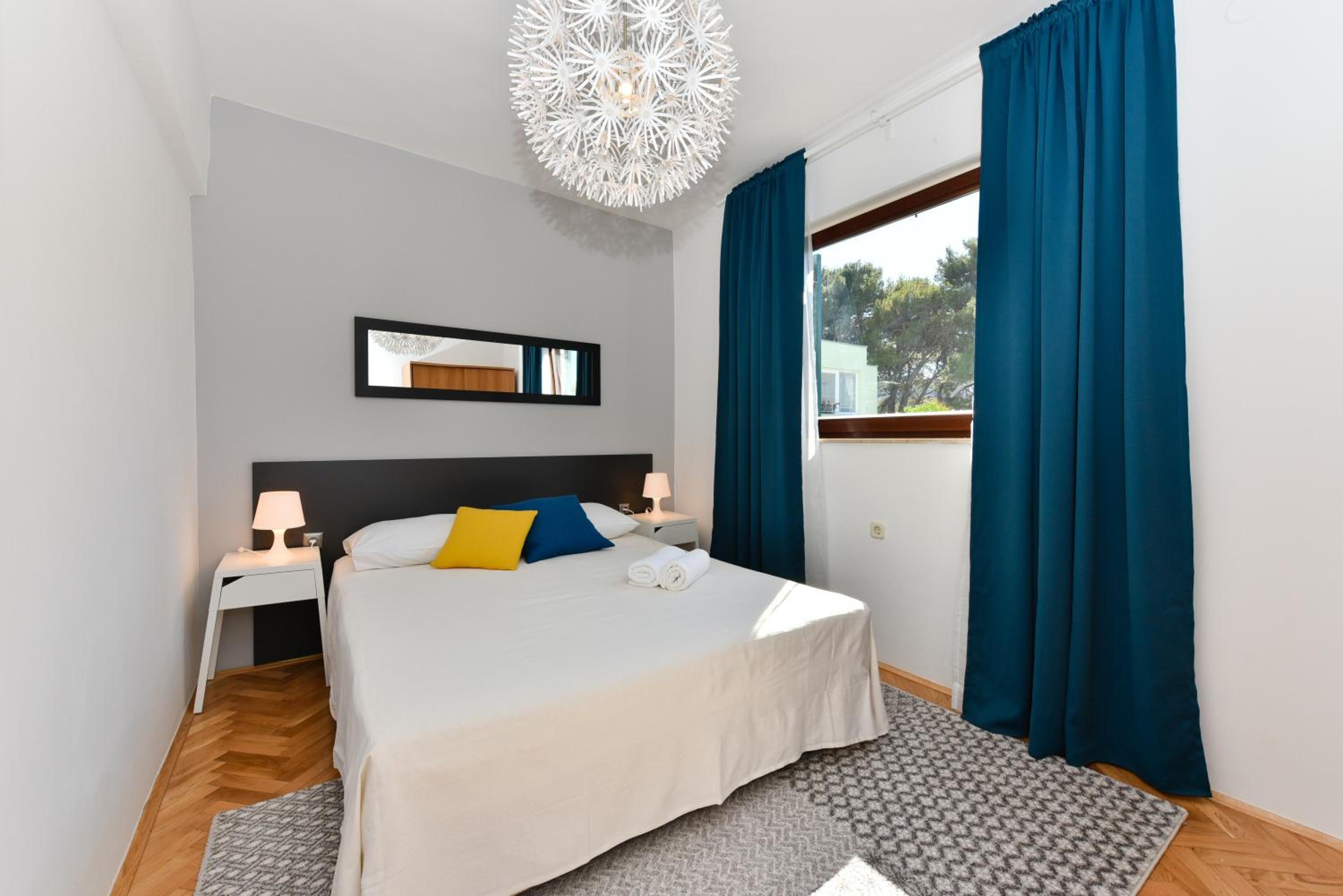 Mediterraneo Garden Apartments