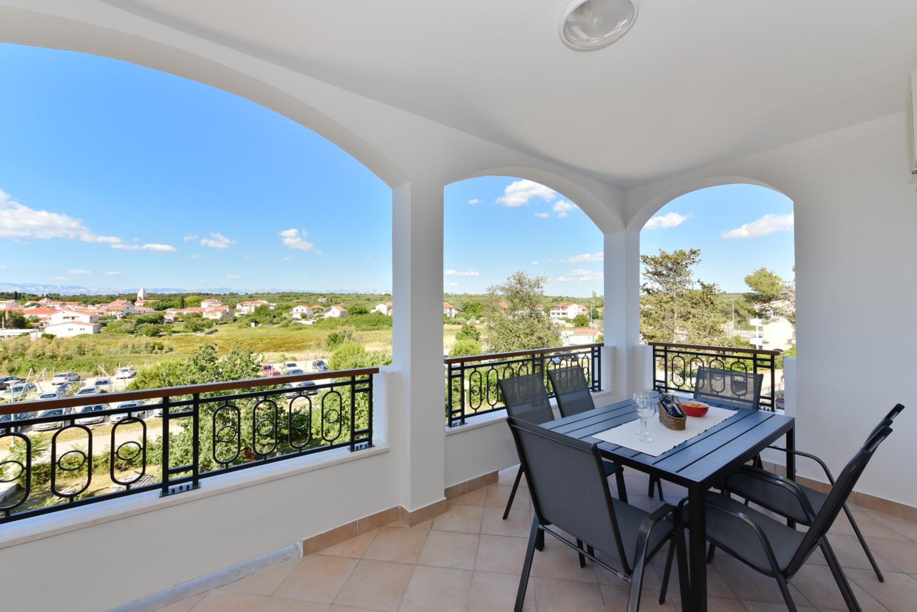 Mediterraneo Garden Apartments