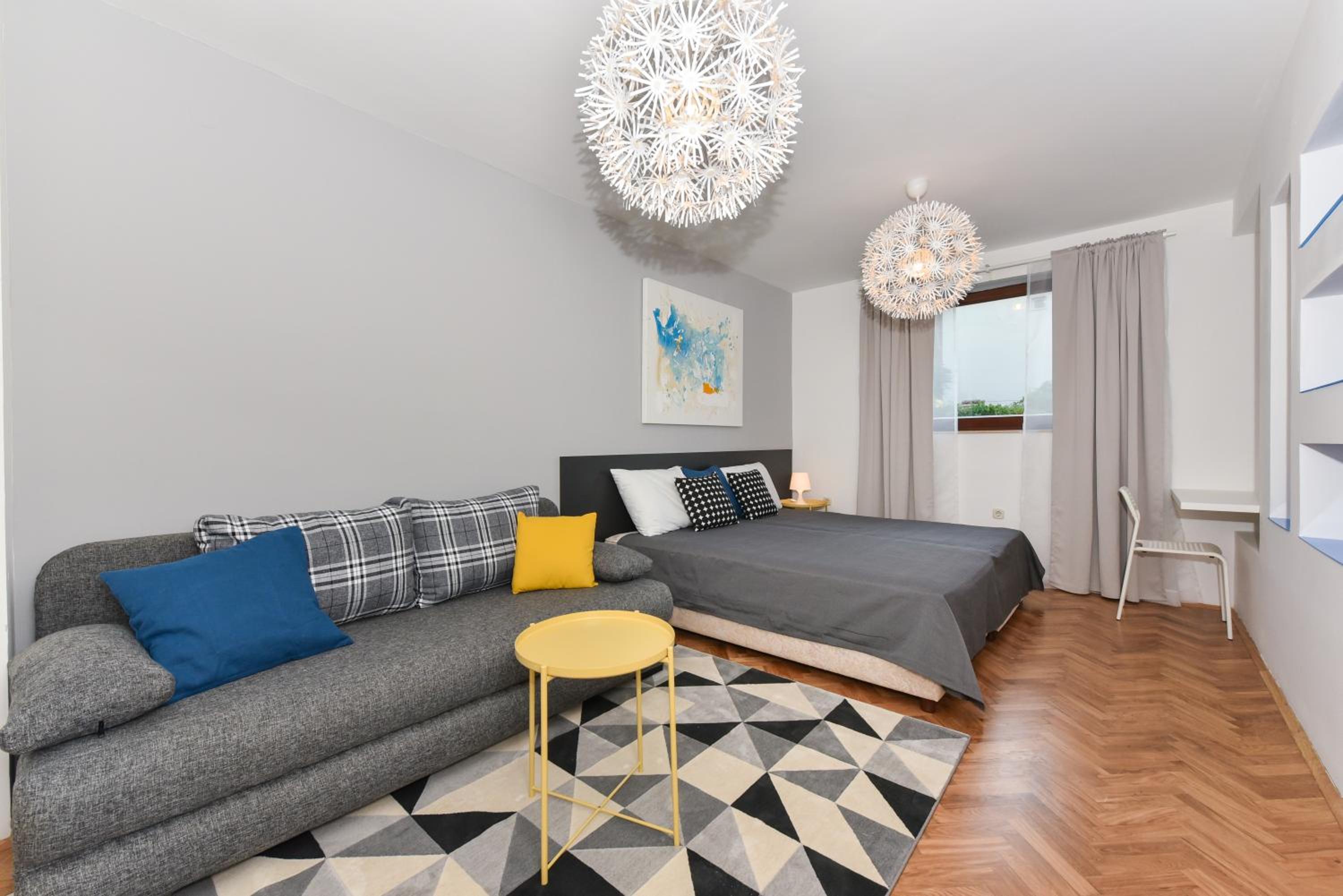Mediterraneo Garden Apartments