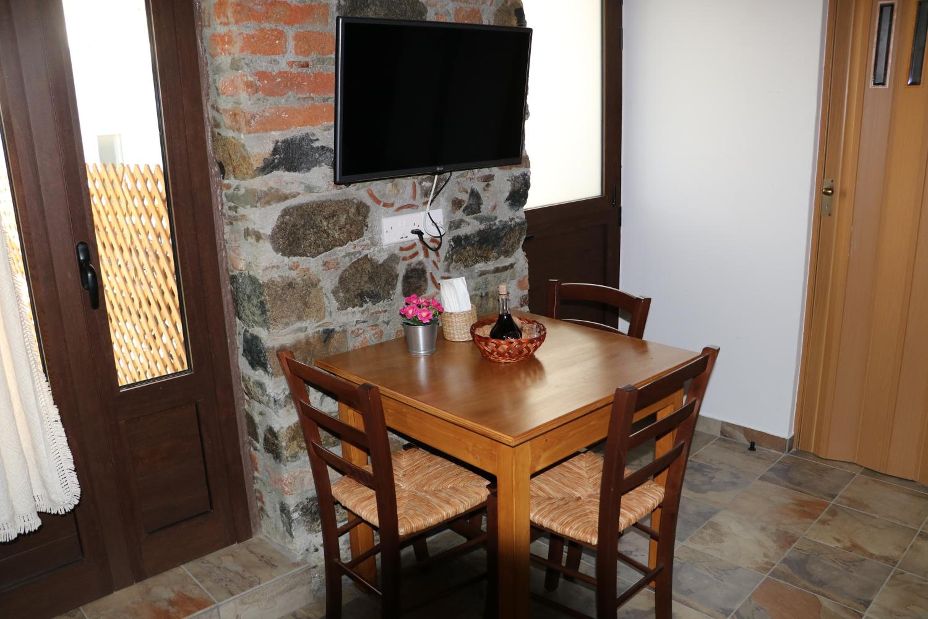 AgroSpito Traditional Guest House