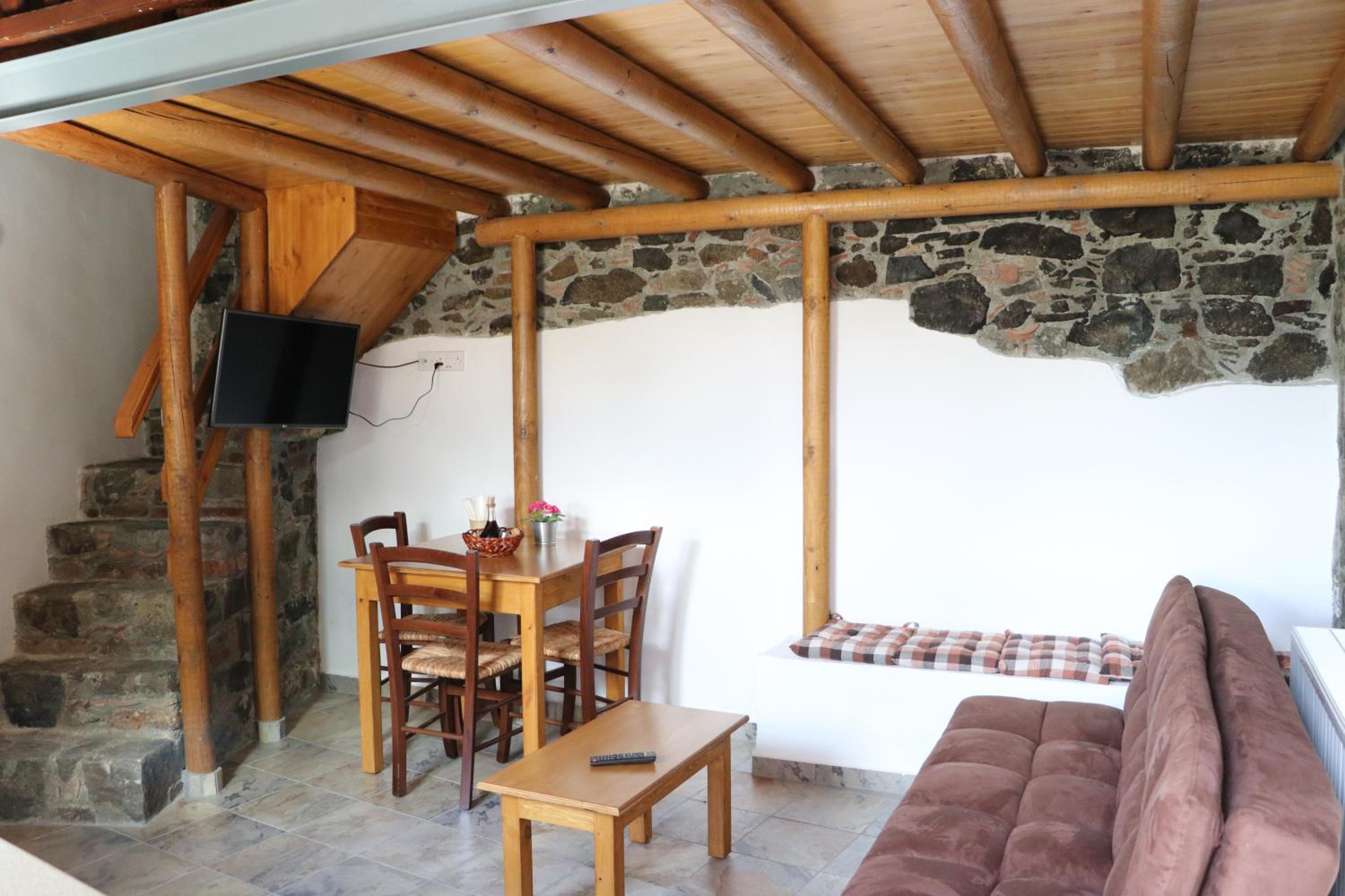 AgroSpito Traditional Guest House