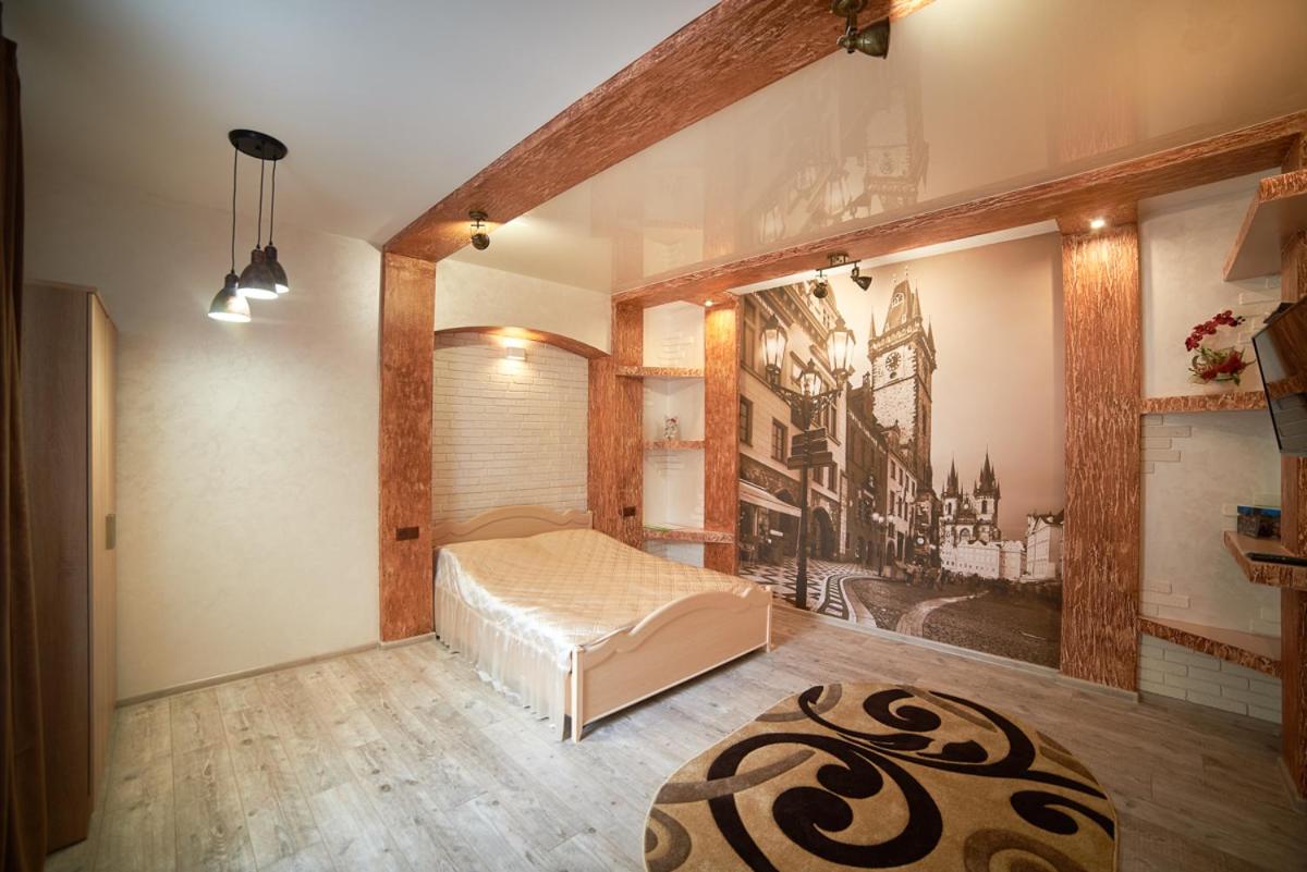 Apartment on Horodotska street