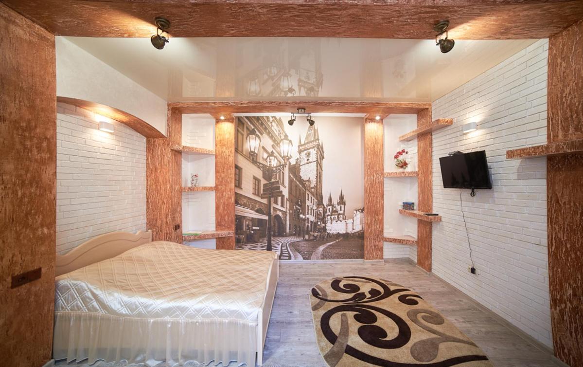 Apartment on Horodotska street