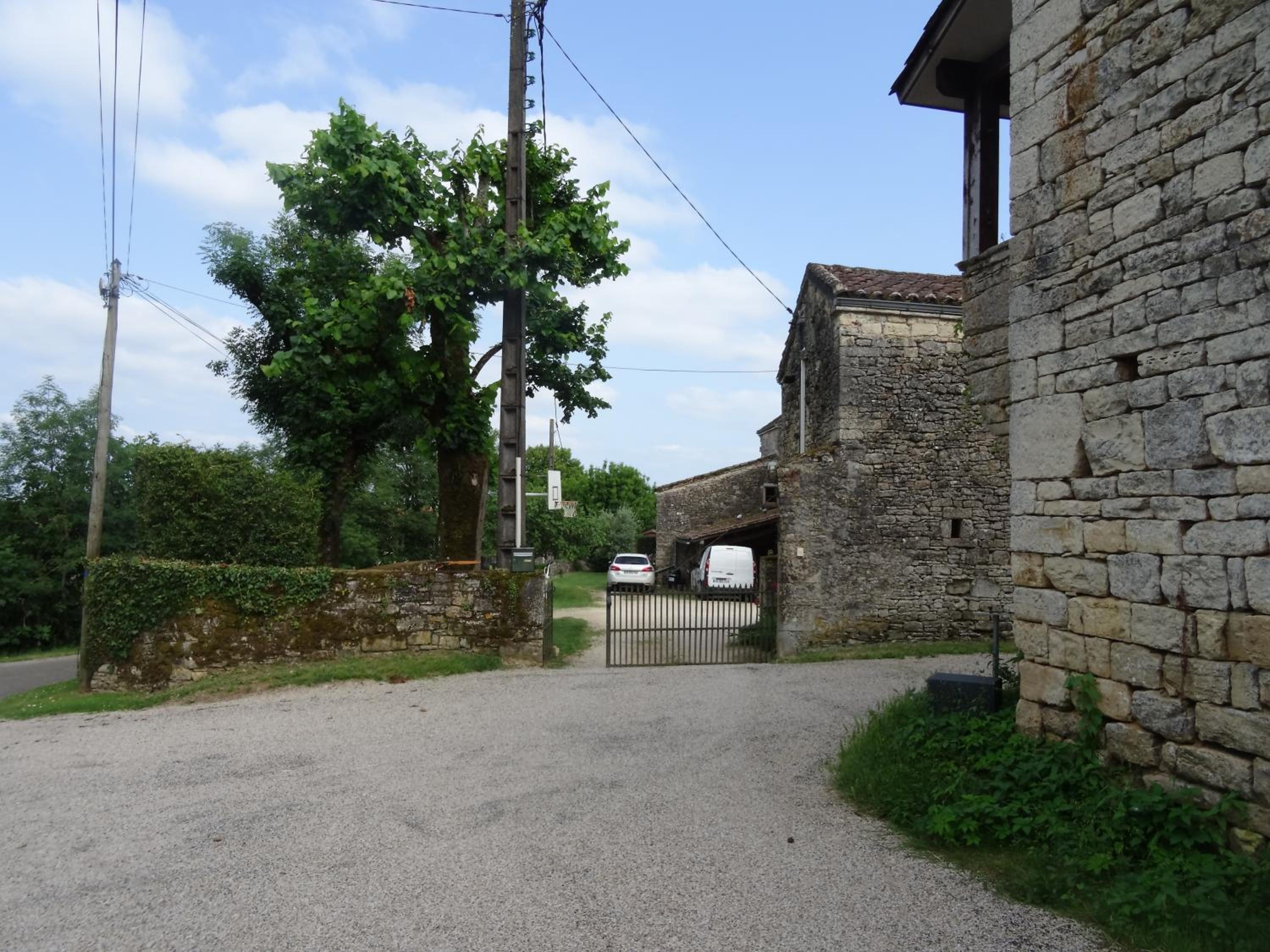 Studio Du Cluzel view 2