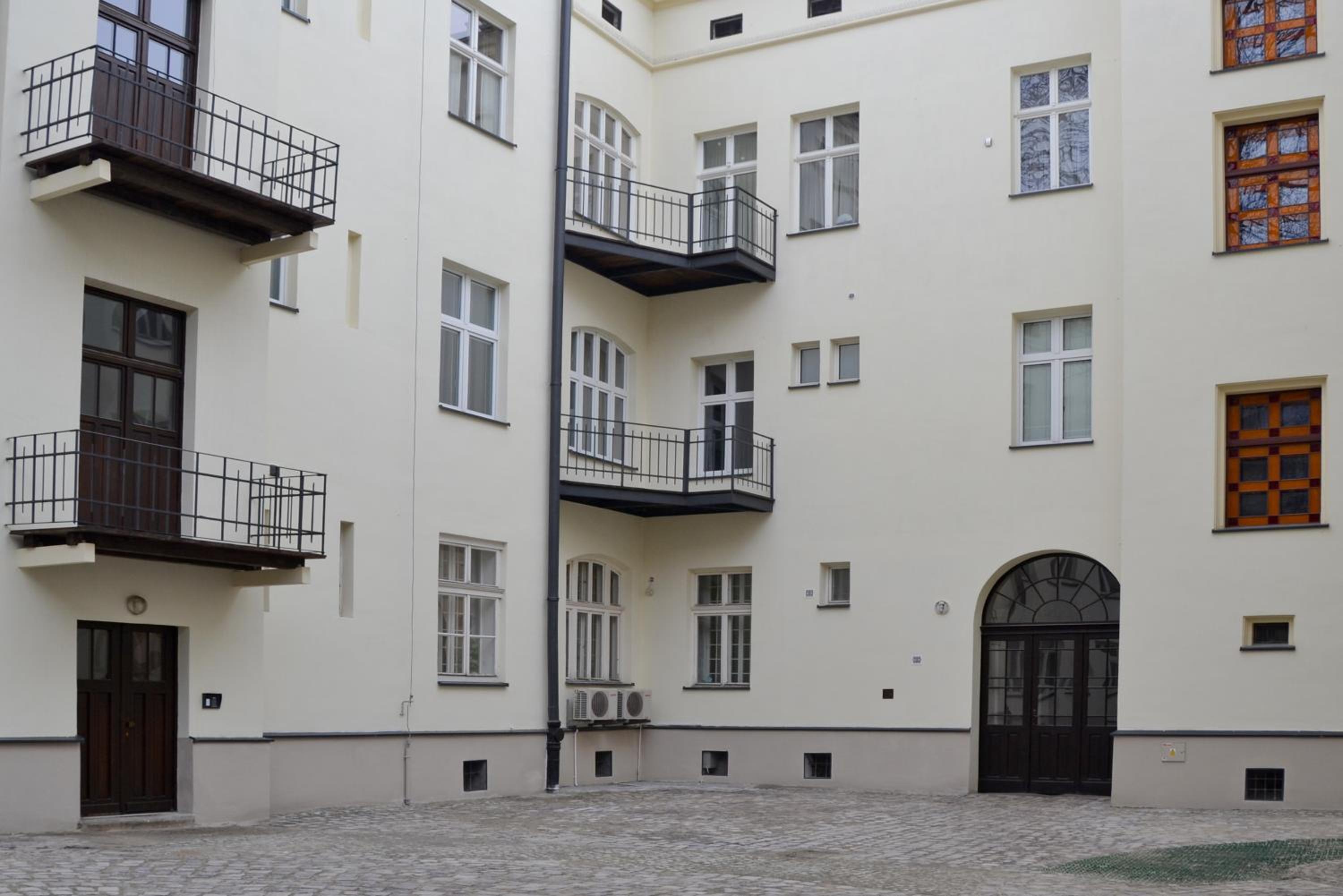777 Apartaments view 5