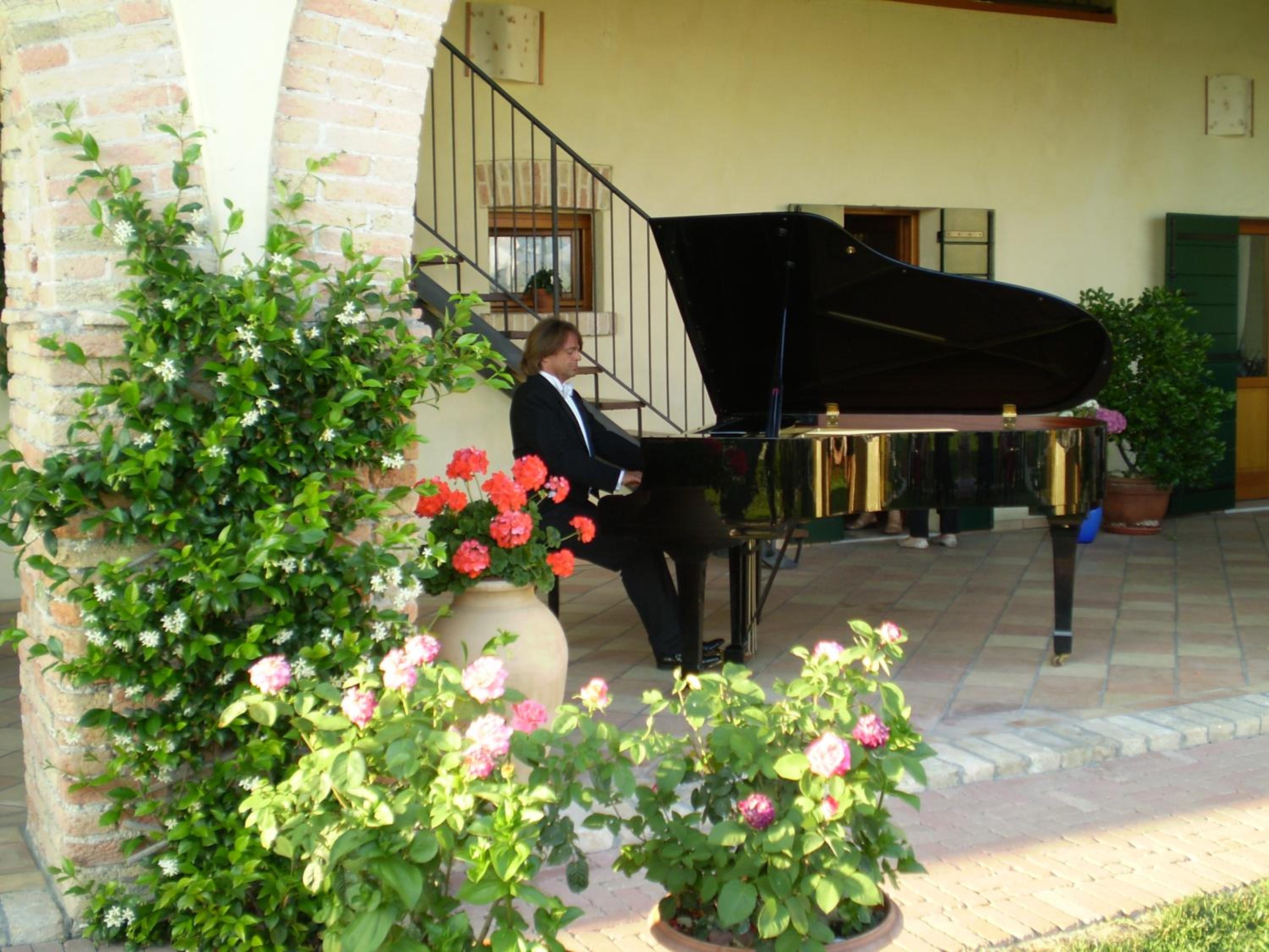 Photo 84