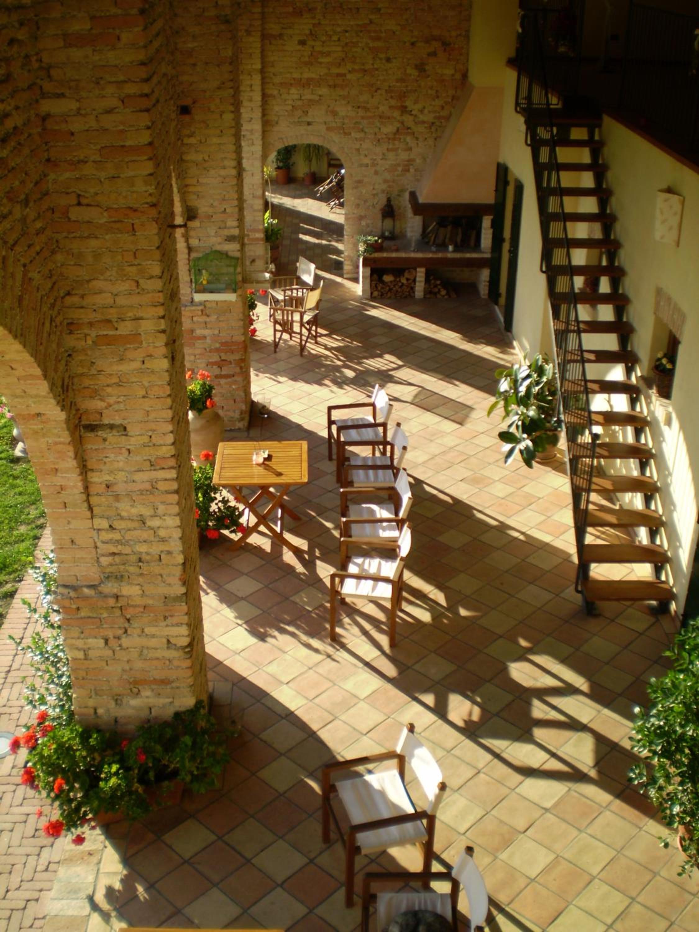 Photo 42