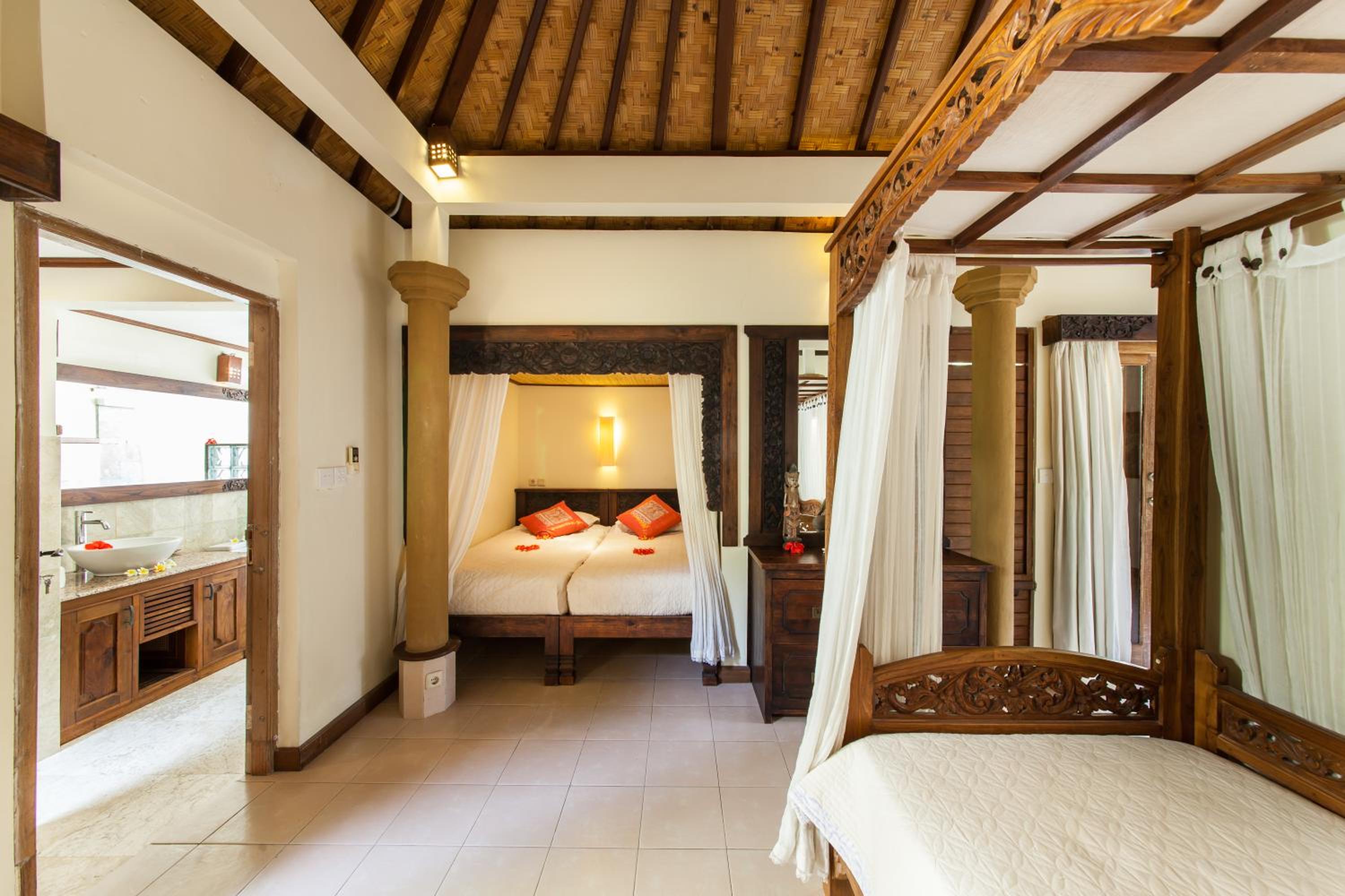 Blue Moon Villas Resort