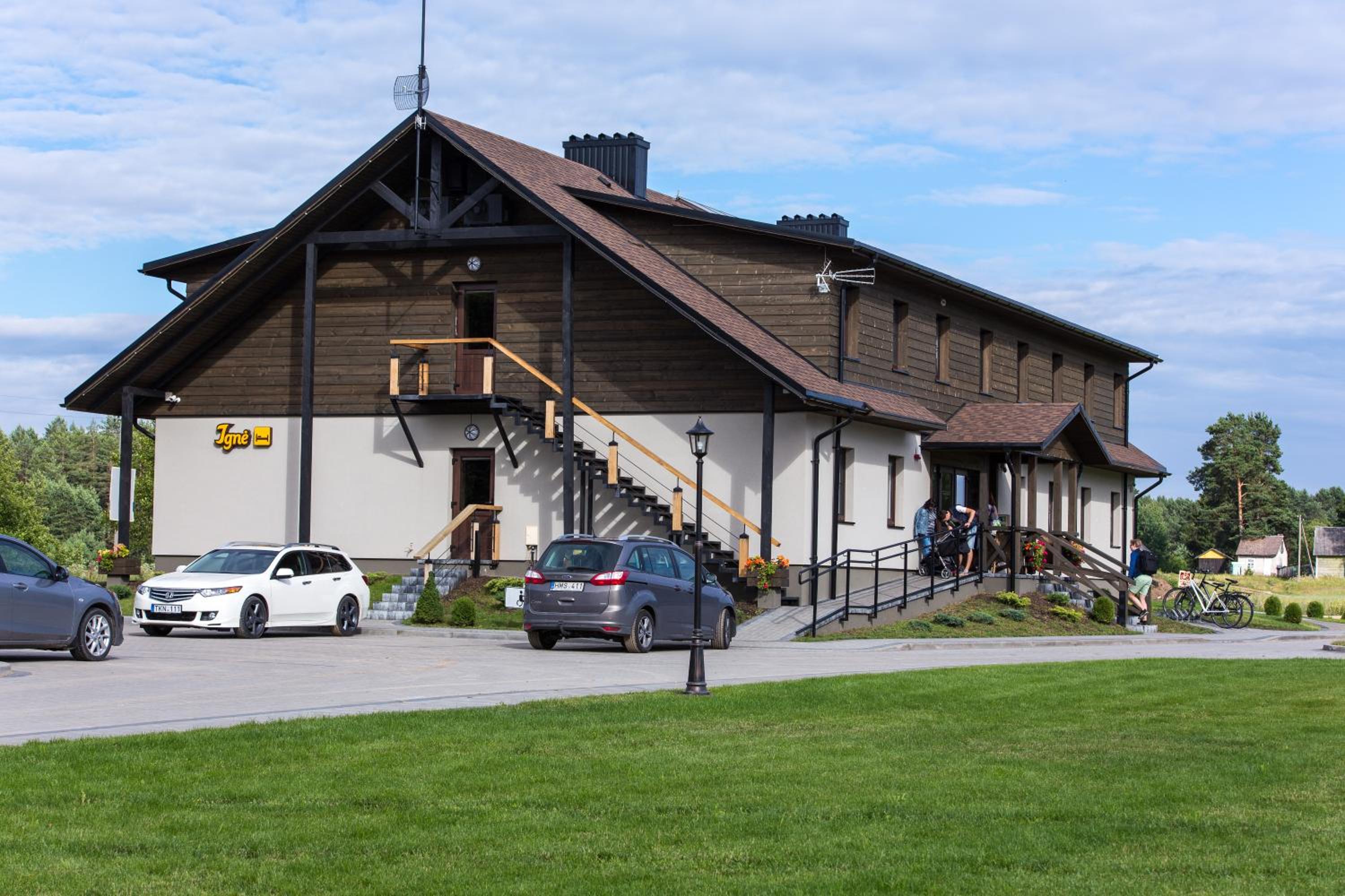 Photo 20