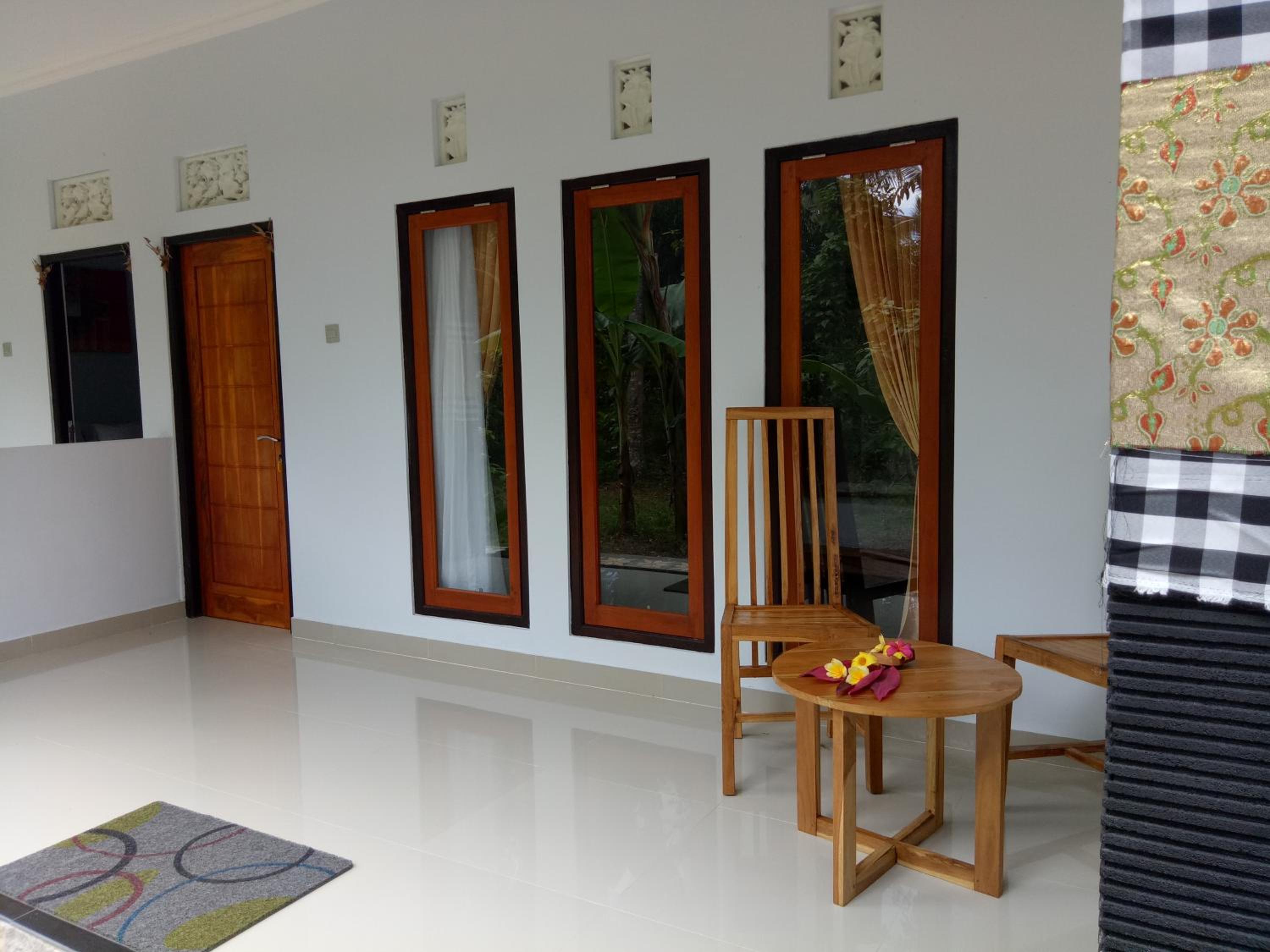 Bintang Hostel and Homestay