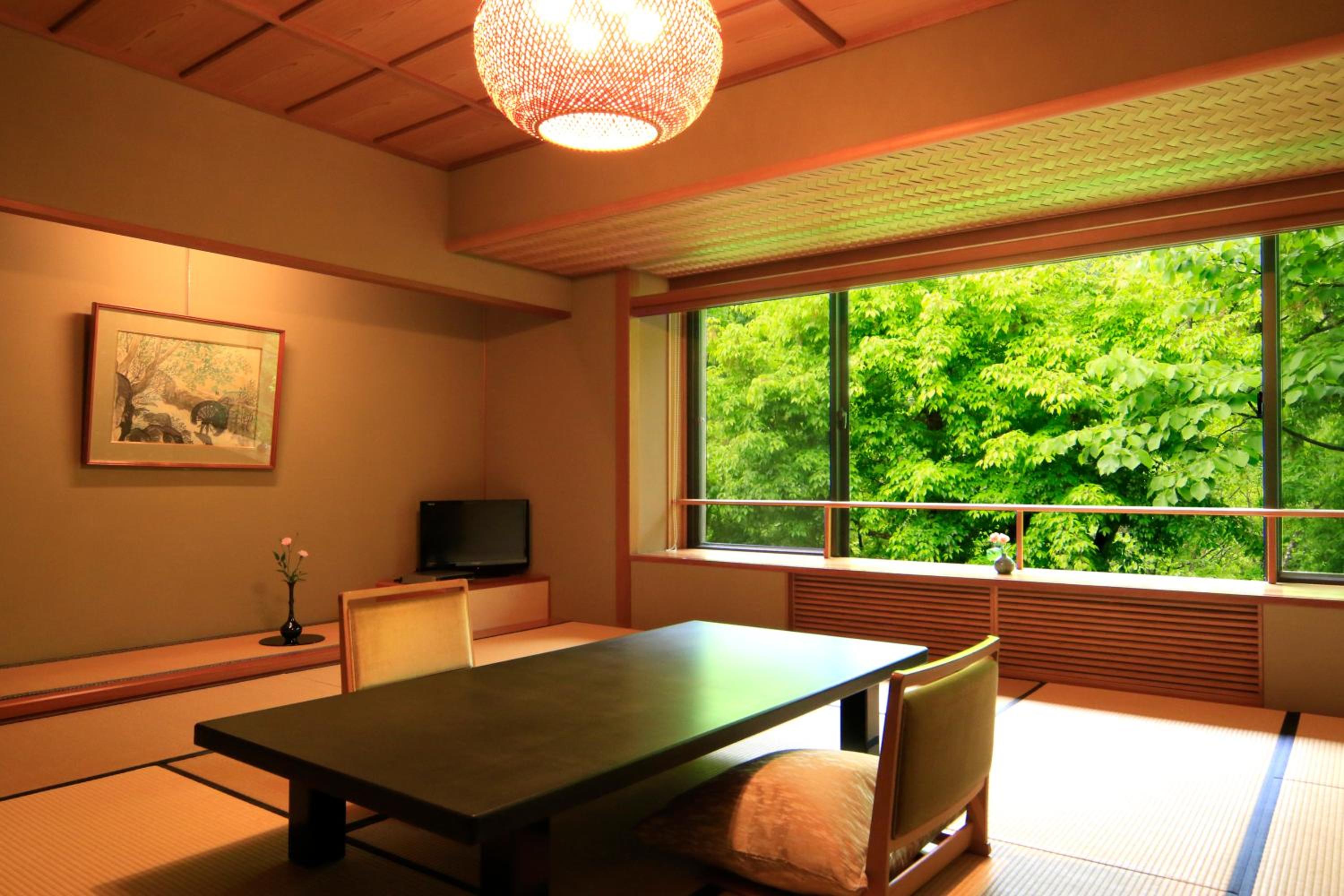 Fujiiso